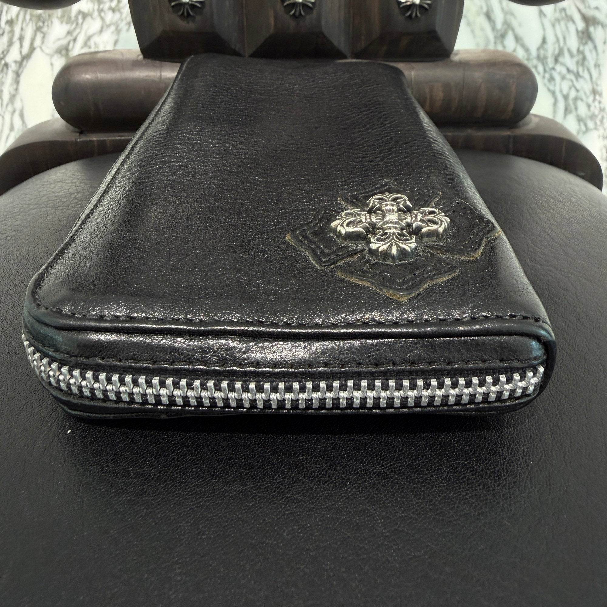 CHROME HEARTS Filigree Plus Leather Patch Round Zip Wallet クロムハーツ フィリグリープラス レザーパッチ ウォレット