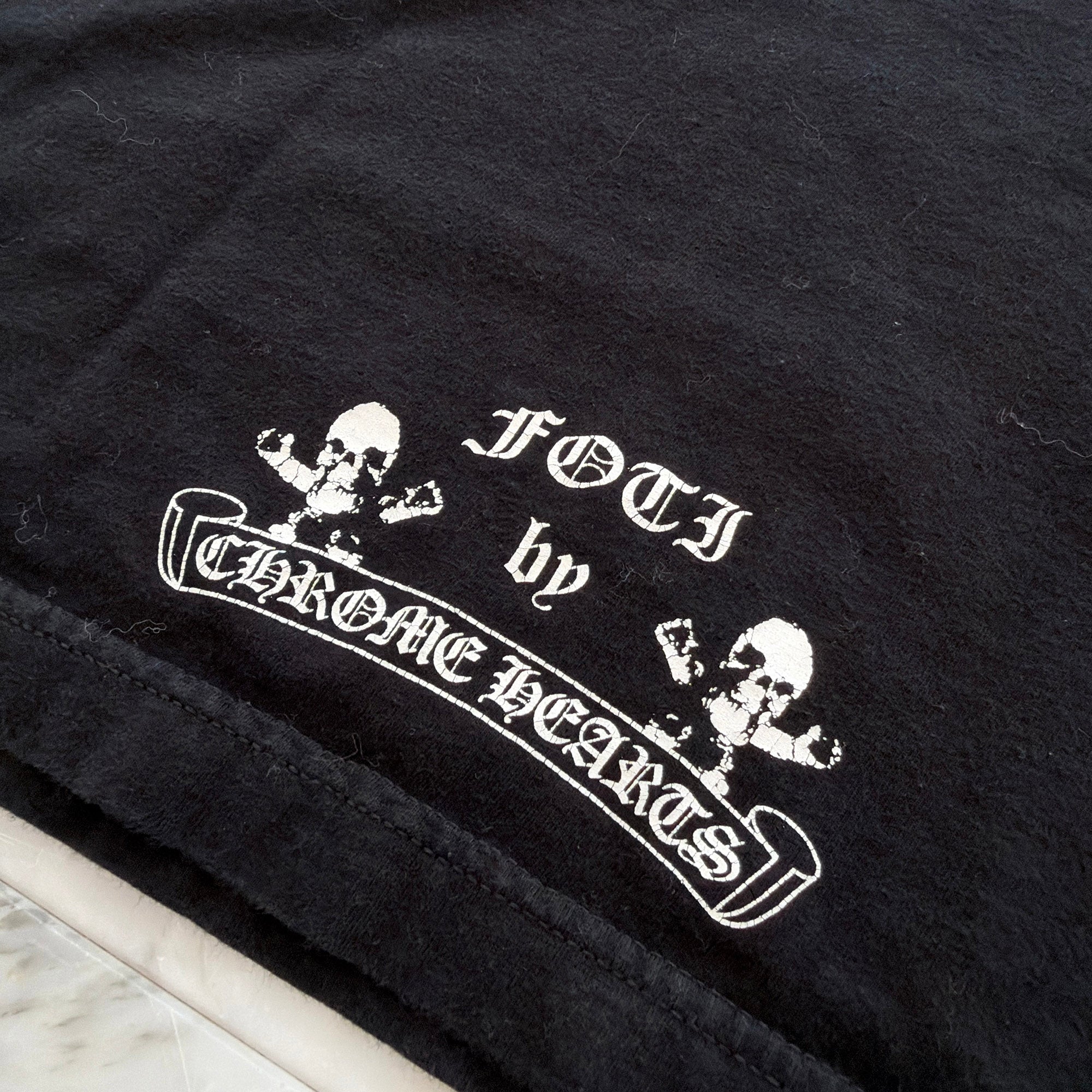 CHROME HEARTS FOTI Harris Teeter Print T Bar Logo Tee Size M クロムハーツ フォティ・ハリスティーター プリント Tバ－ ロゴTシャツ サイズM