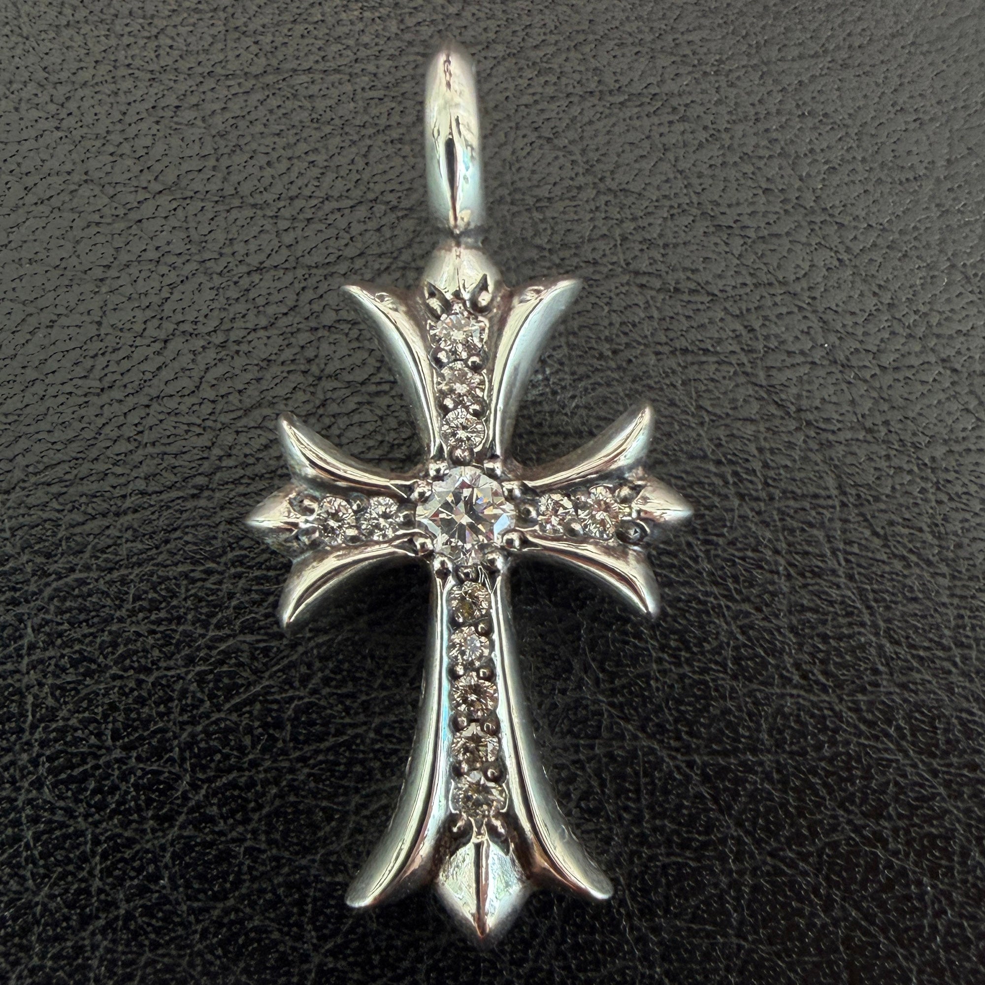 CHROME HEARTS Tiny Fat Cross Pave Diamond Pendant Top クロムハーツ タイニーファットクロス パヴェダイヤモンド ペンダントトップ