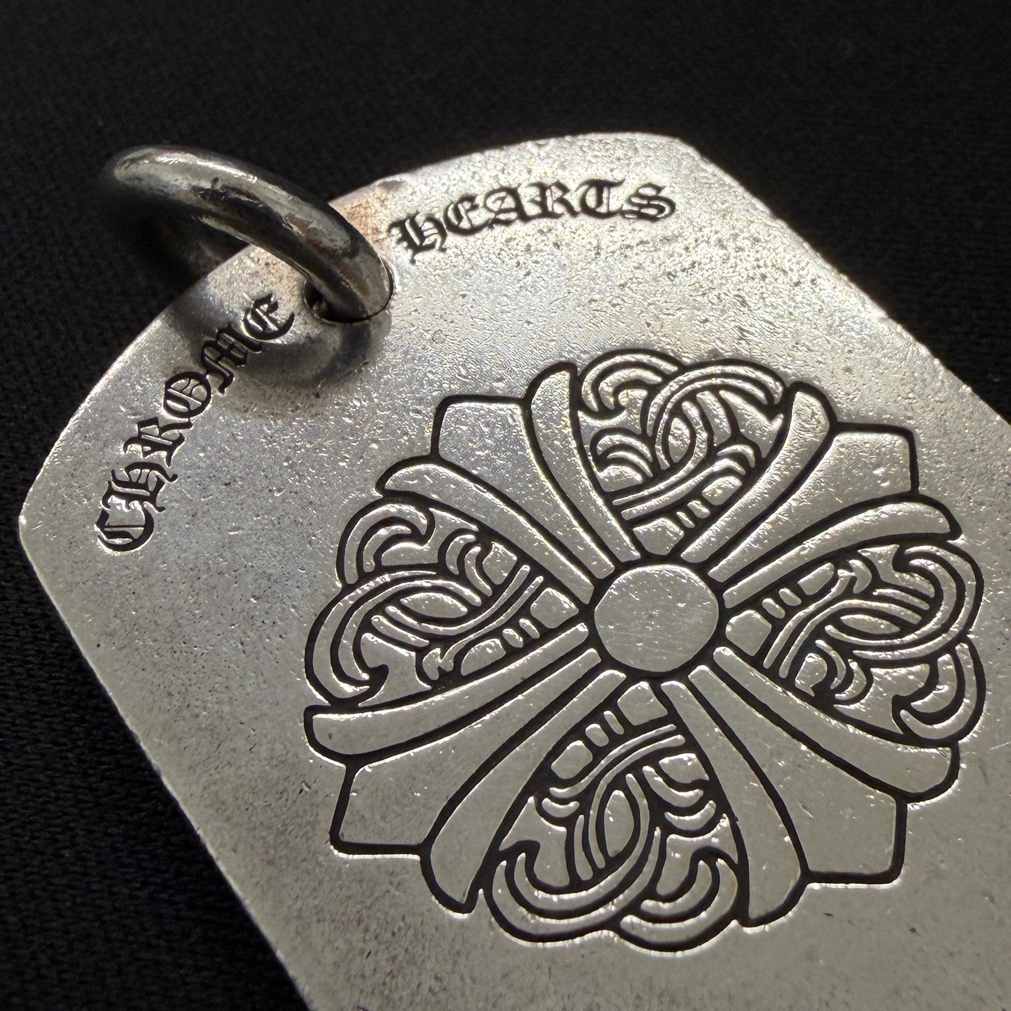 CHROME HEARTS Tokyo Limited Segmented Scroll Large Dog Tag Pendant Top クロムハーツ 東京限定 セグメンテッド スクロール ラージドッグタグ ペンダントトップ