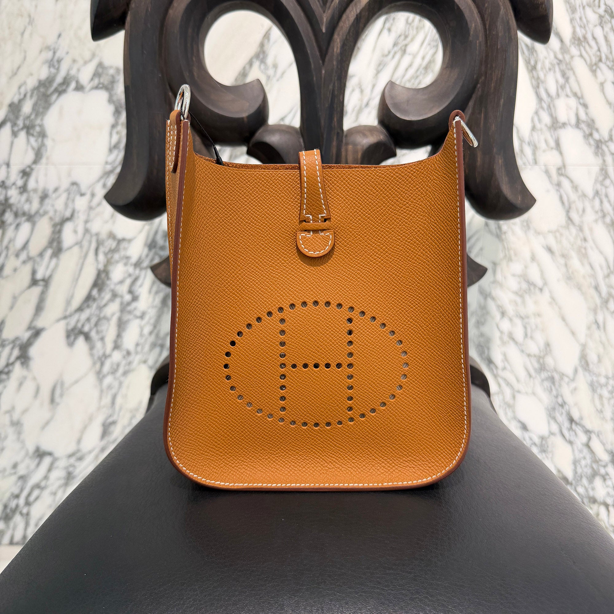 HERMES Evelyn Amazon TPM "Gold" G刻印 エルメス エブリン アマゾン TPM "ゴールド" レザーショルダーバッグ G刻印