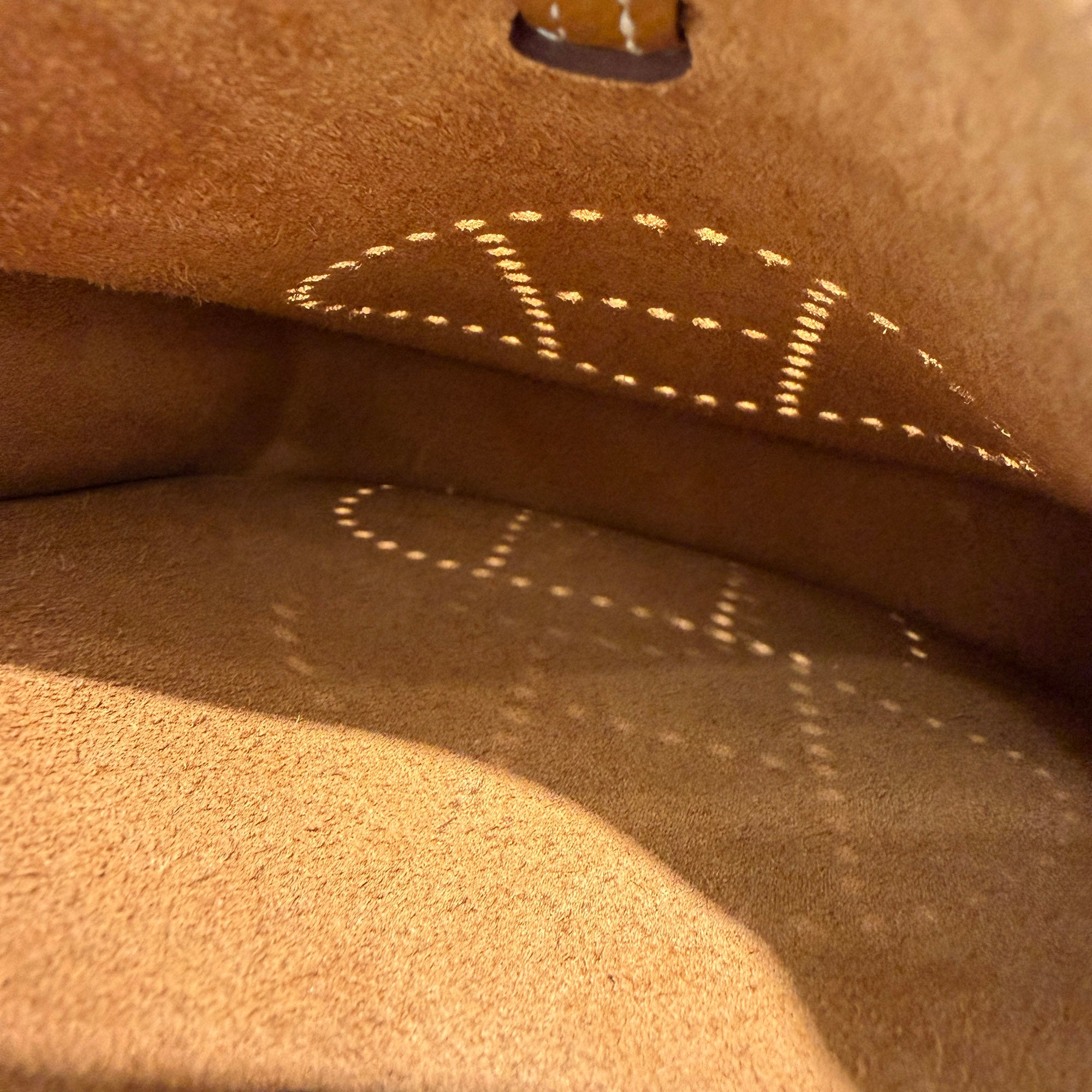 HERMES Evelyn Amazon TPM "Gold" G刻印 エルメス エブリン アマゾン TPM "ゴールド" レザーショルダーバッグ G刻印
