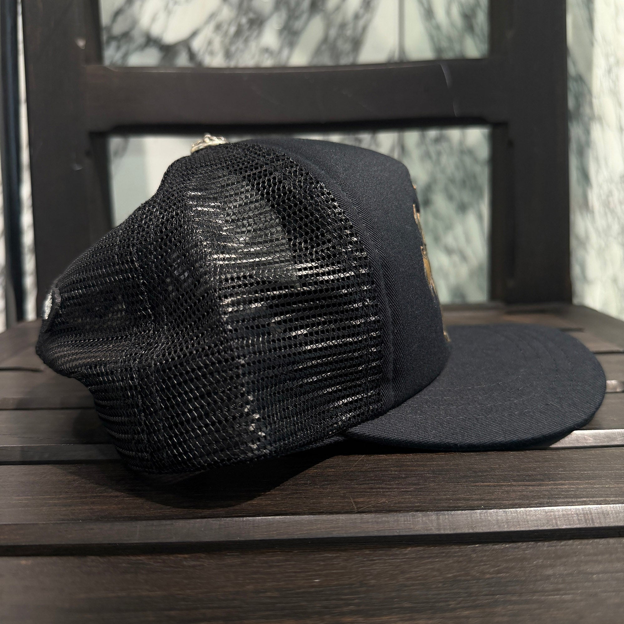 CHROME HEARTS Camo Triple Cross Leather Patch Trucker Cap ONE SIZE (51-61) クロムハーツ カモ トリプルクロス レザーパッチ トラッカーキャップ サイズONE SIZE (51-61)