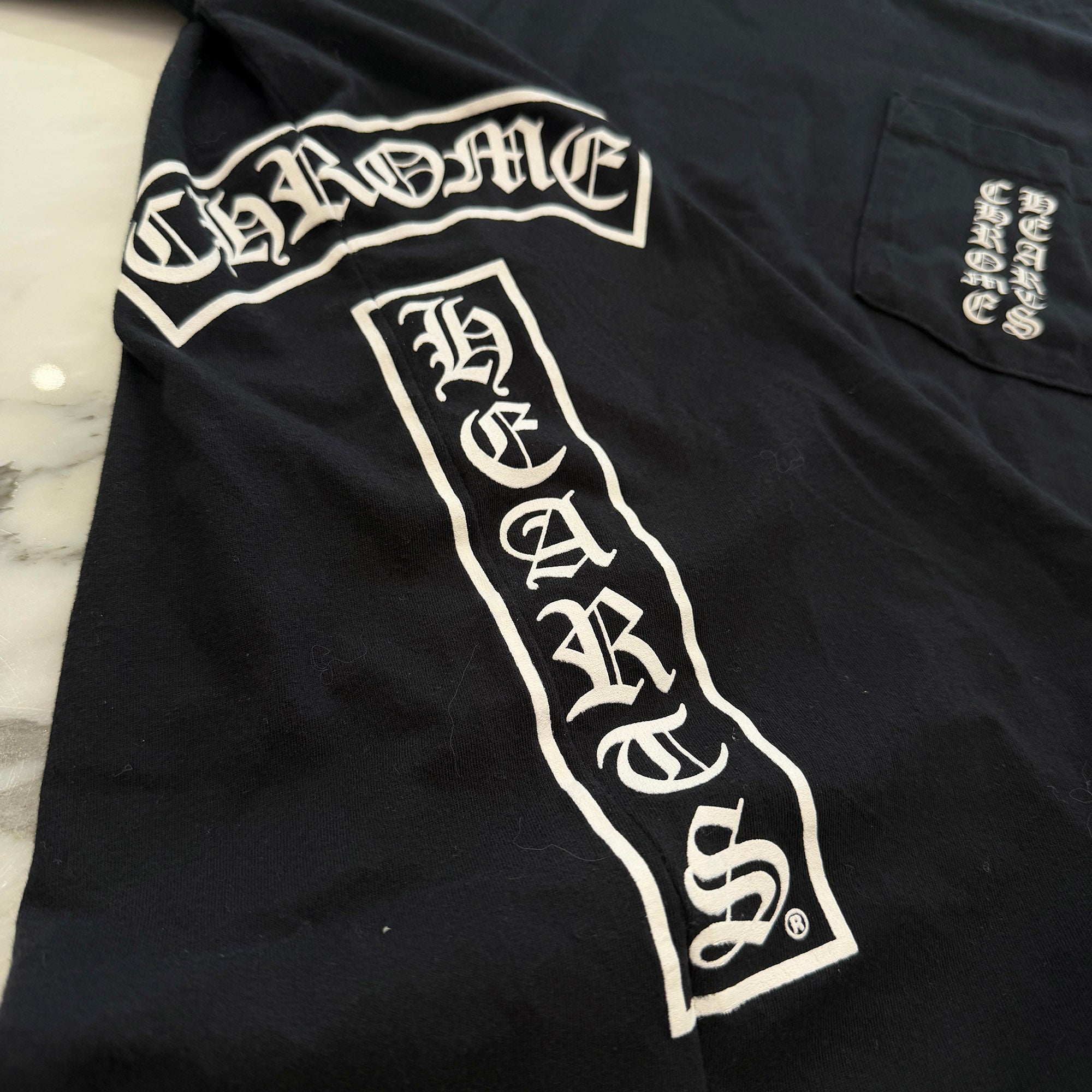 CHROME HEARTS Vertical T Bar Logo Back Horseshoe Print Tee Size L クロムハーツ バーティカル Tバーロゴ バックホースシュー Tシャツ サイズL