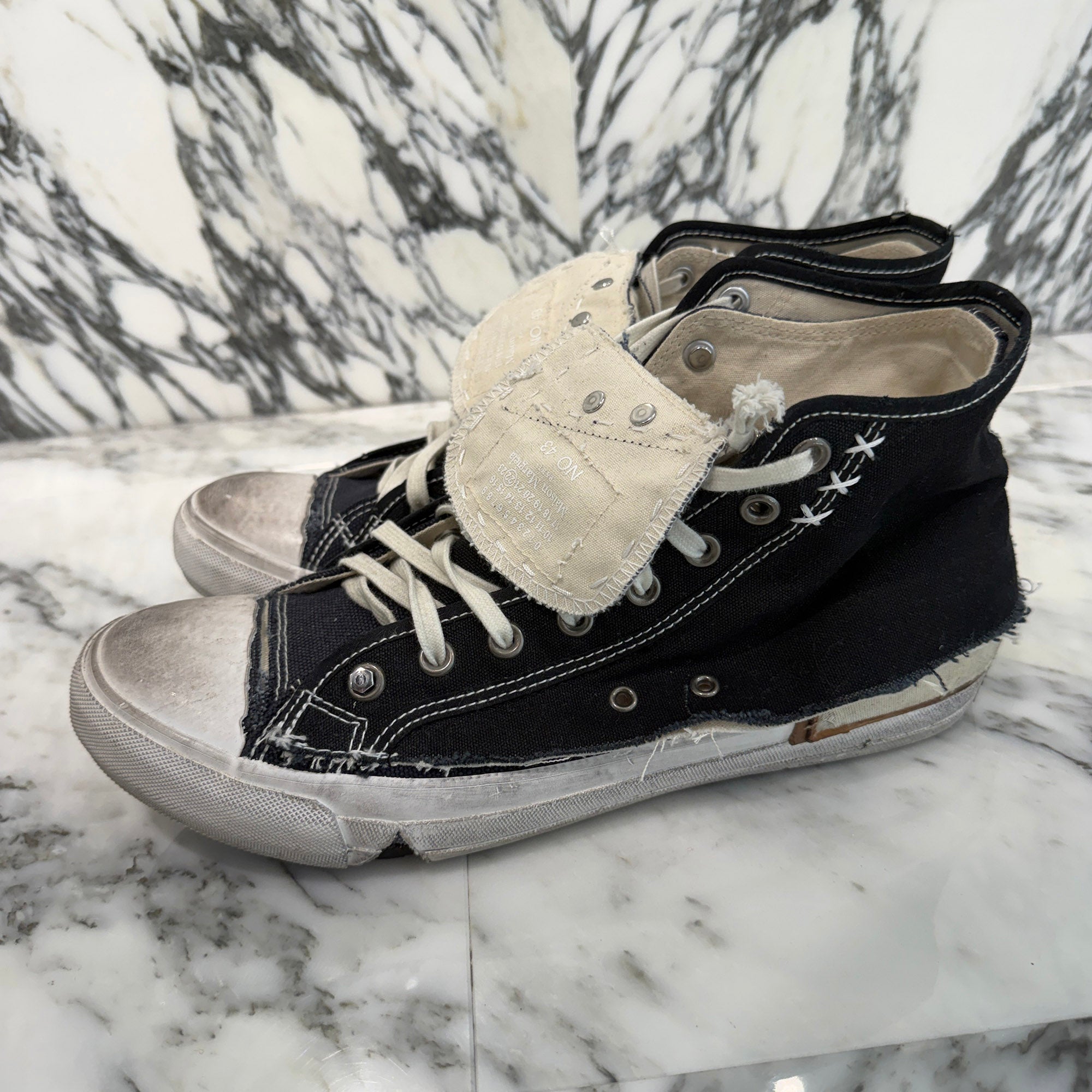 Maison Margiela 2025AW LOVE TO DEATH High Top Sneakers S97WS0082 Size 43(約28.0cm) メゾンマルジェラ ラブ・トゥ・デス ハイトップスニーカー サイズ43(約28.0cm)