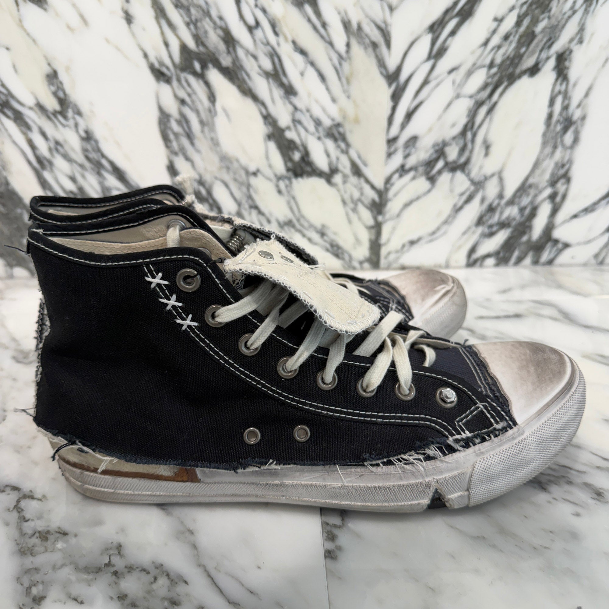 Maison Margiela 2025AW LOVE TO DEATH High Top Sneakers S97WS0082 Size 43(約28.0cm) メゾンマルジェラ ラブ・トゥ・デス ハイトップスニーカー サイズ43(約28.0cm)