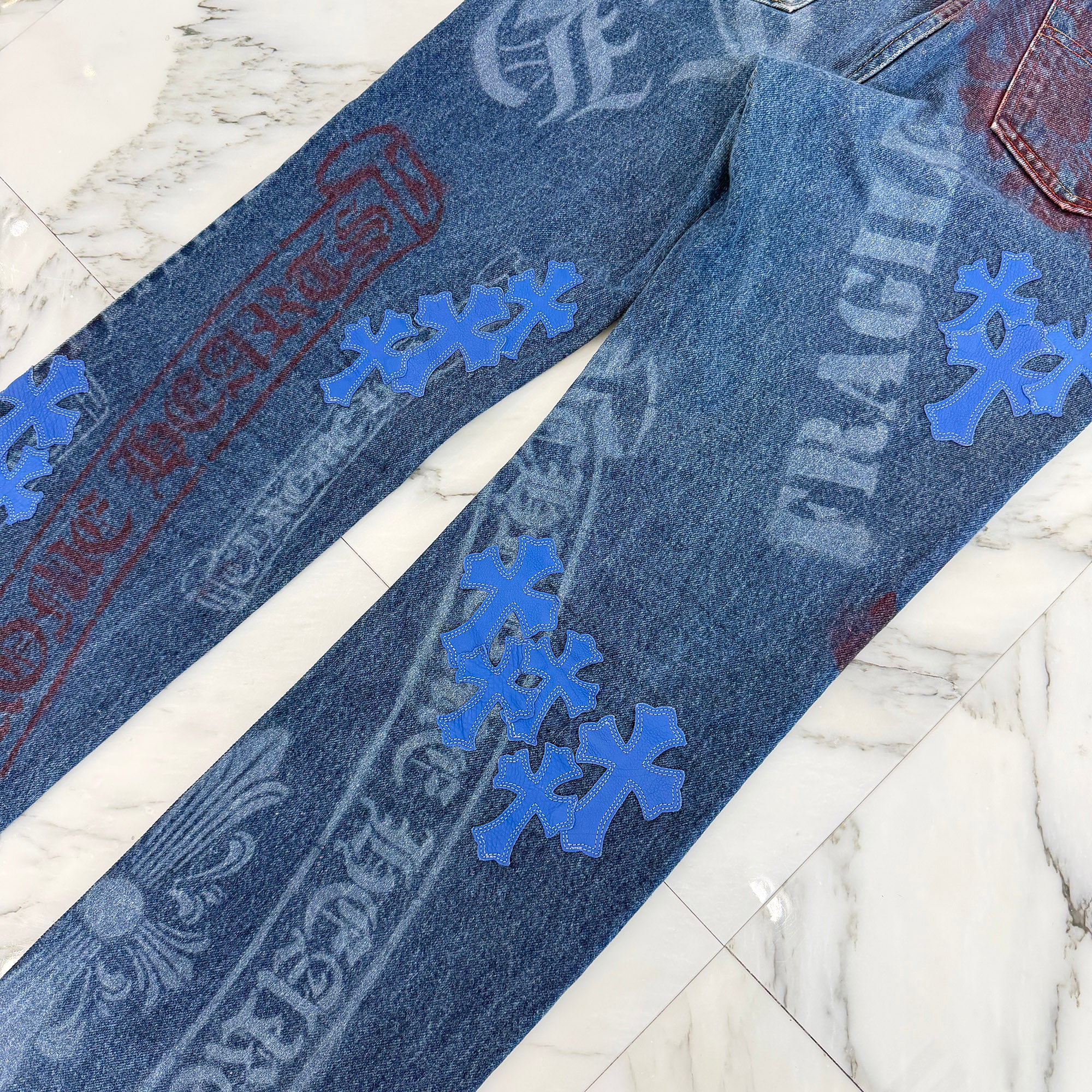 CHROME HEARTS × Levi's VNTG Stencil Cemetery Cross Leather Patch Denim Pants Size 34 クロムハーツ × リーバイス ヴィンテージ ステンシル柄 セメタリークロス レザーパッチ デニムパンツ サイズ34
