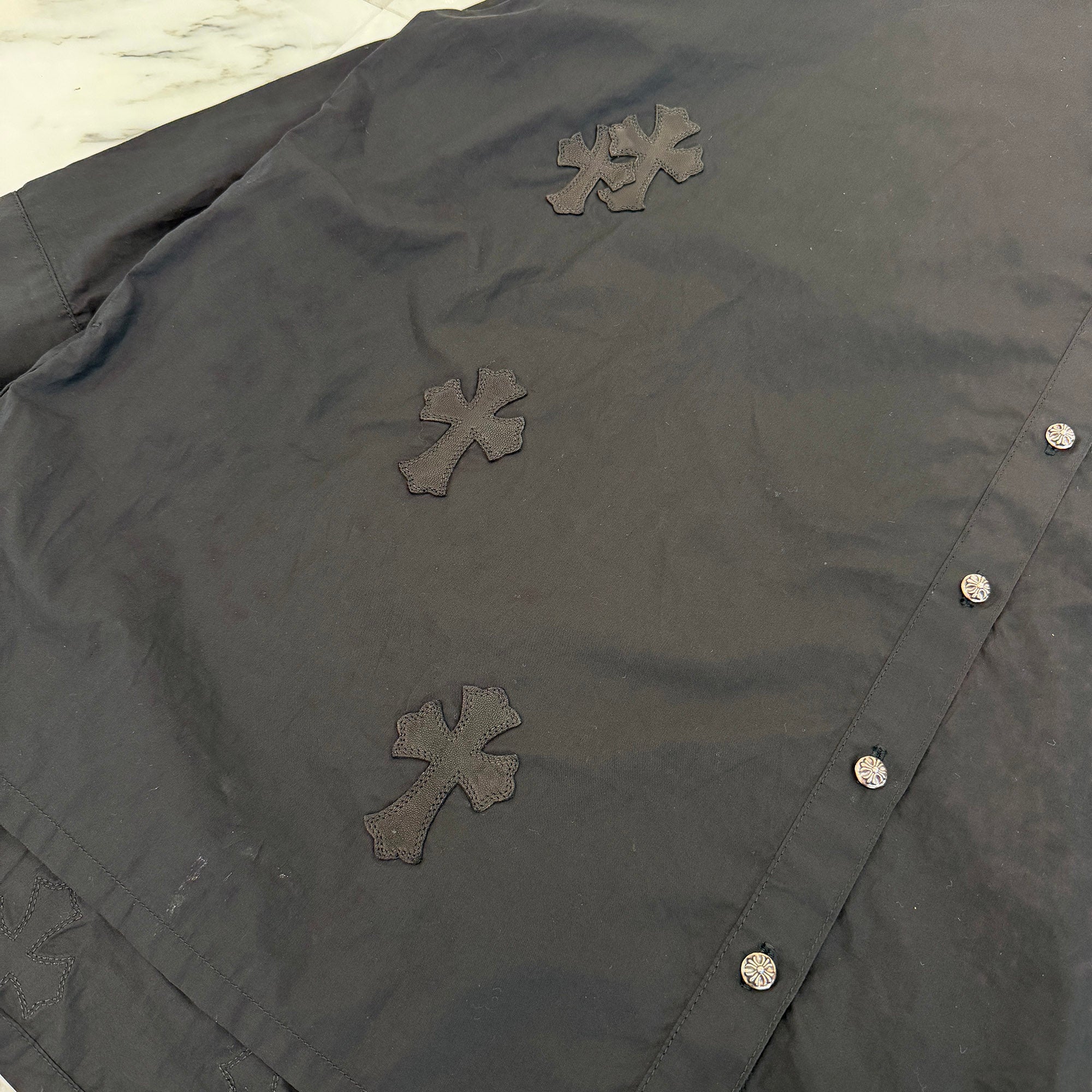 CHROME HEARTS YNOT Mahal Kita Cross Leather Patch Shirt Size M クロムハーツ ワイノット マハルキタ クロスレザーパッチ シャツ サイズM