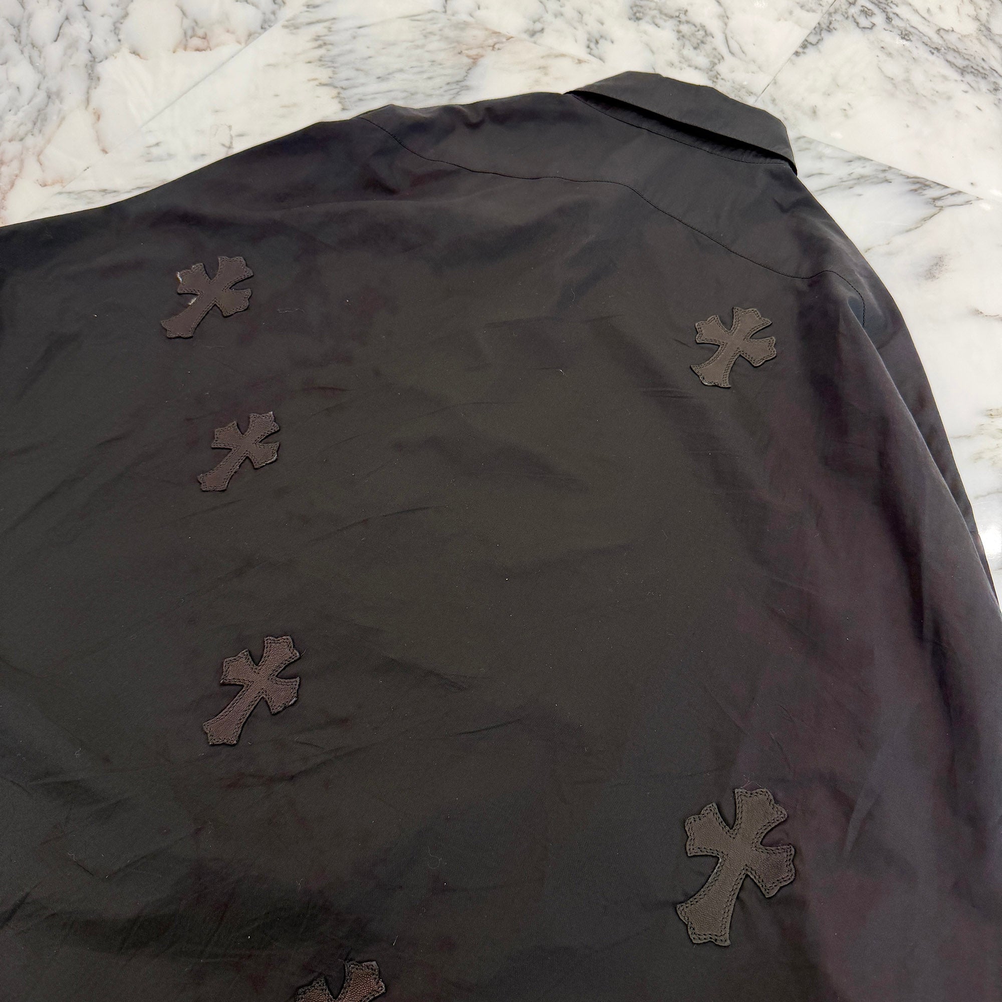 CHROME HEARTS YNOT Mahal Kita Cross Leather Patch Shirt Size M クロムハーツ ワイノット マハルキタ クロスレザーパッチ シャツ サイズM