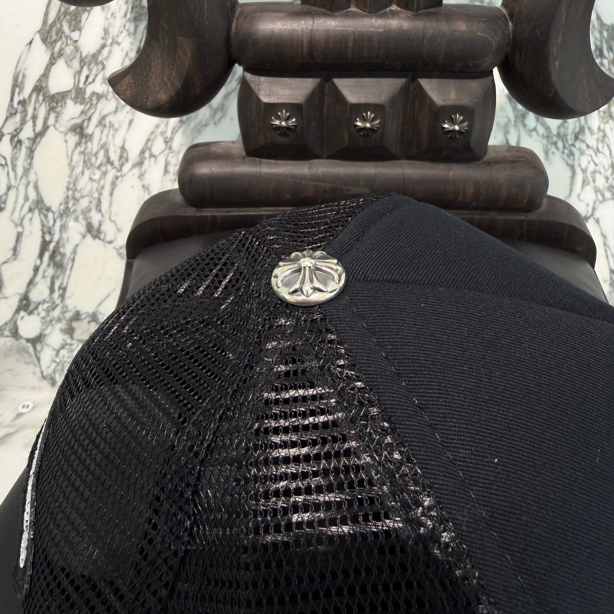 CHROME HEARTS Triple Cross Patch Trucker Cap ONE SIZE (51-61) クロムハーツ トリプルクロスパッチ トラッカーキャップ ONE SIZE (51-61)