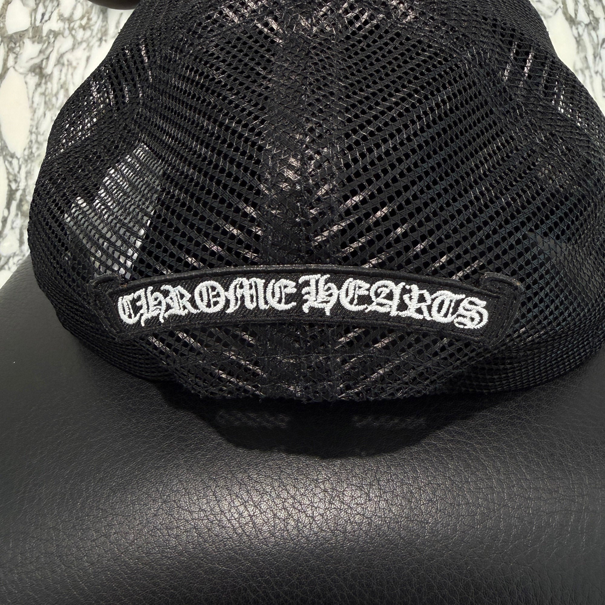 CHROME HEARTS Triple Cross Patch Trucker Cap ONE SIZE (51-61) クロムハーツ トリプルクロスパッチ トラッカーキャップ ONE SIZE (51-61)