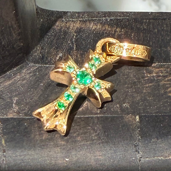 CHROME HEARTS 22K Baby Fat Cross Pave Emerald Pendant Top クロム 