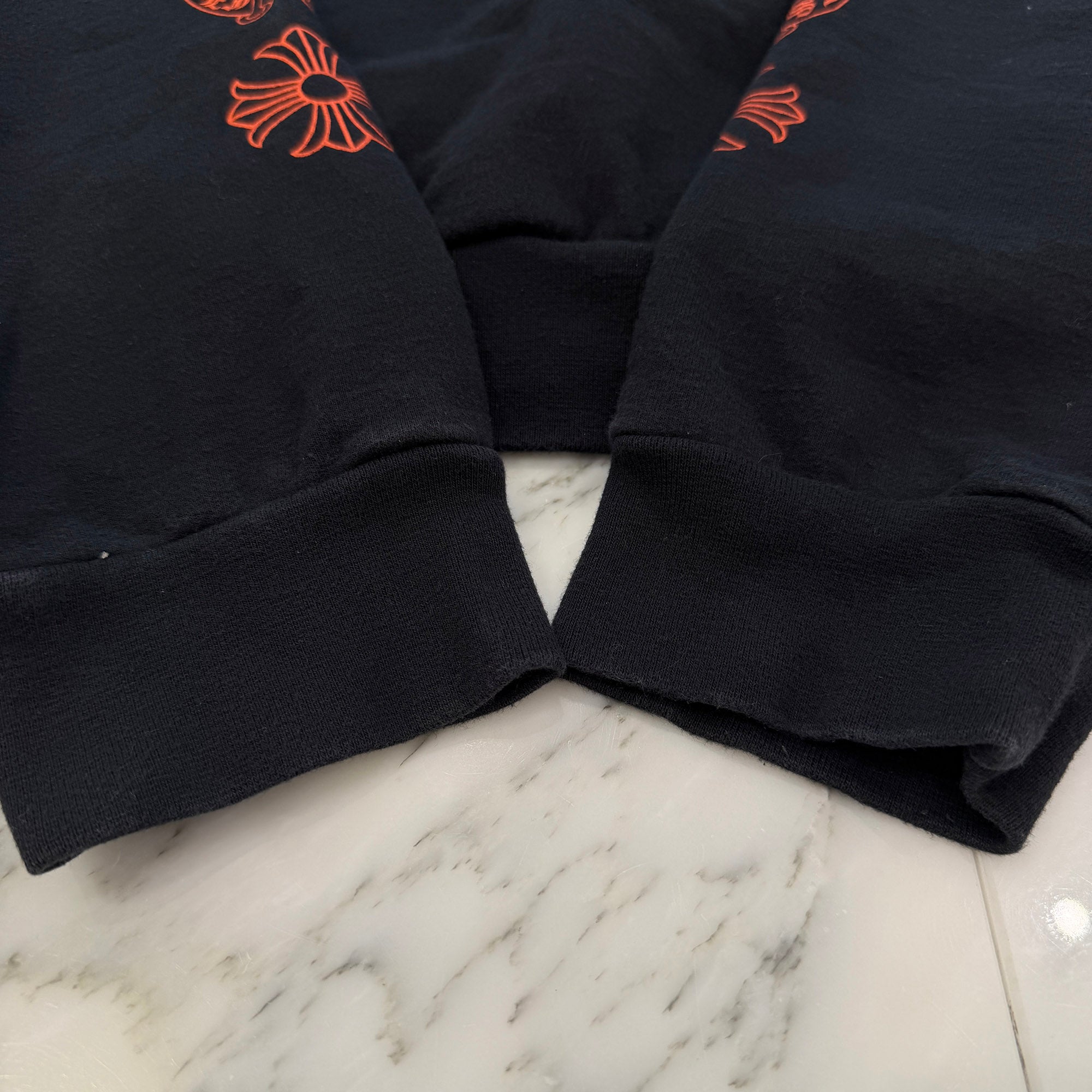 CHROME HEARTS Gradient Vertical Logo Print Pullover Hoodie Size XL クロムハーツ グラデーション ヴァーティカルロゴ プリント プルオーバー フーディー サイズXL