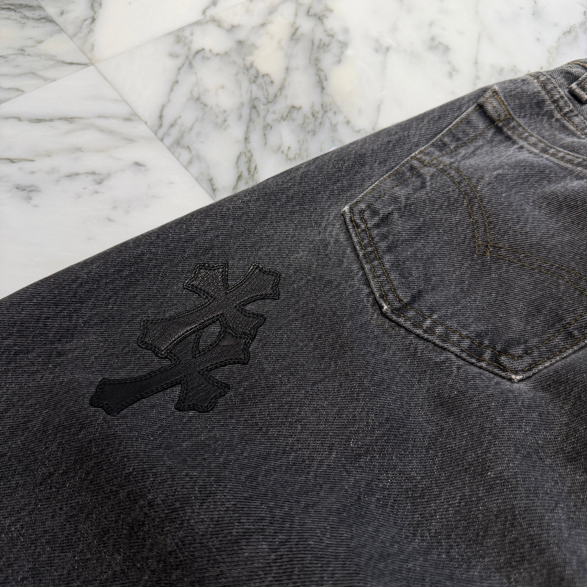 CHROME HEARTS × Levi's 501 VNTG Leather Cross Patch Denim Pants Size 31 クロムハーツ × リーバイス 501 ヴィンテージ レザークロスパッチ デニムパンツ サイズ31