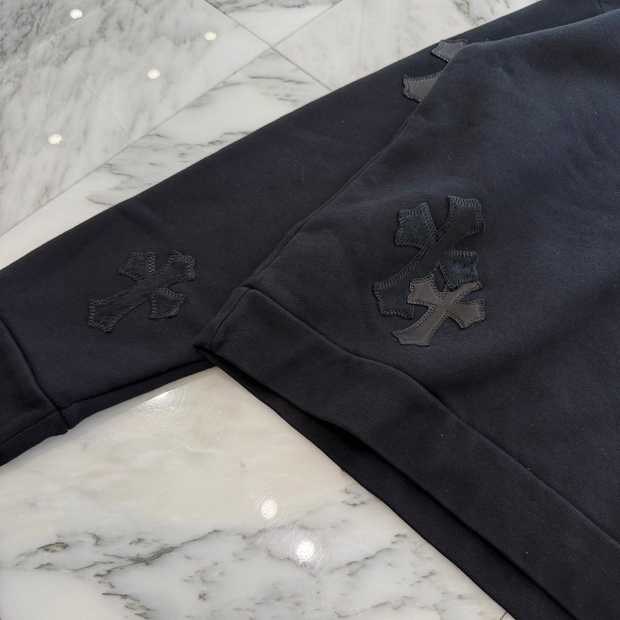CHROME HEARTS Y NOT Multi Leather Cross Patch Sweatshirt Size M クロムハーツ ワイノット マルチレザークロスパッチ スウェットシャツ サイズM
