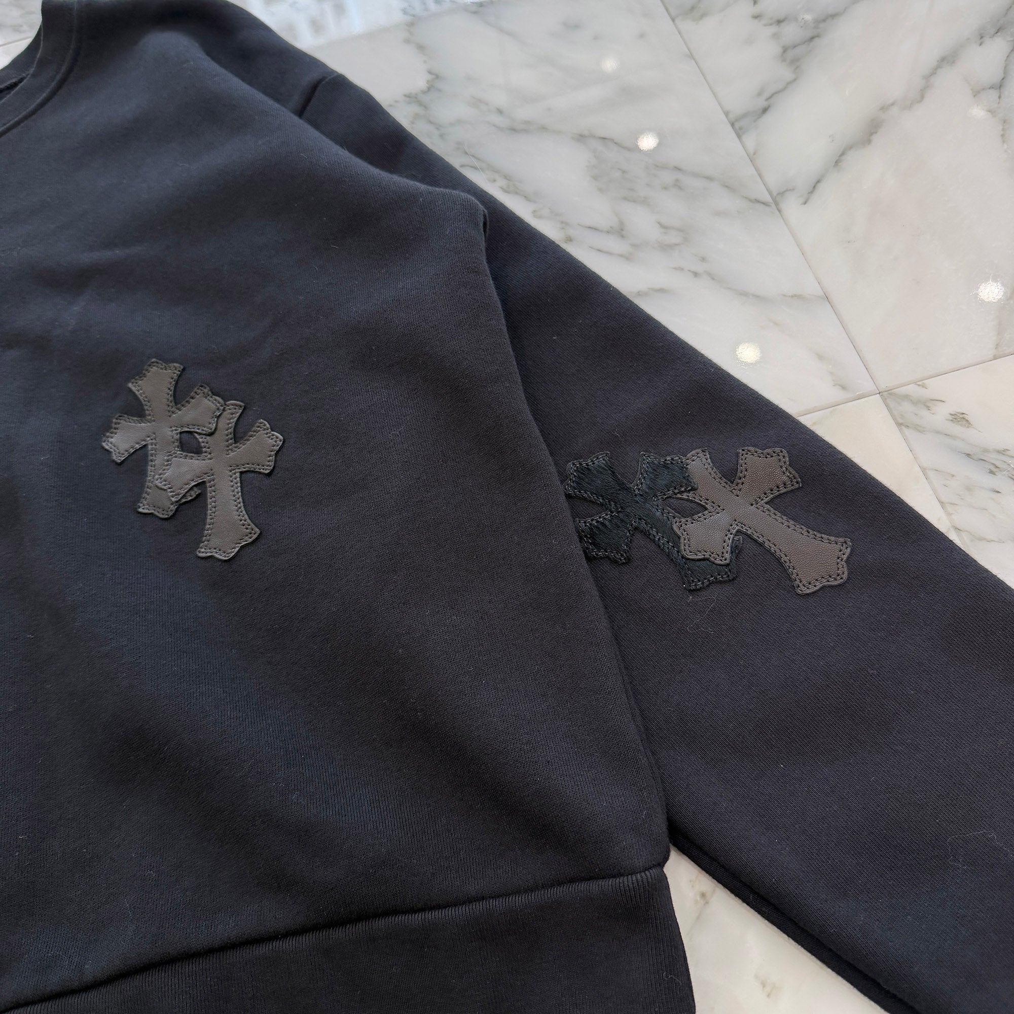 CHROME HEARTS Y NOT Multi Leather Cross Patch Sweatshirt Size M クロムハーツ ワイノット マルチレザークロスパッチ スウェットシャツ サイズM