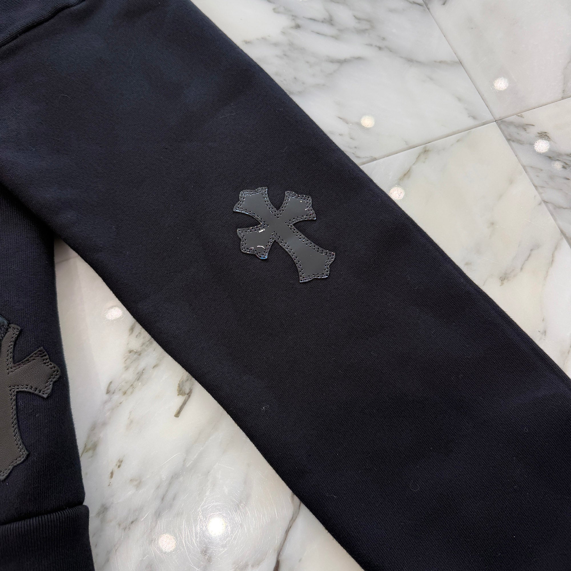 CHROME HEARTS Y NOT Multi Leather Cross Patch Sweatshirt Size M クロムハーツ ワイノット マルチレザークロスパッチ スウェットシャツ サイズM
