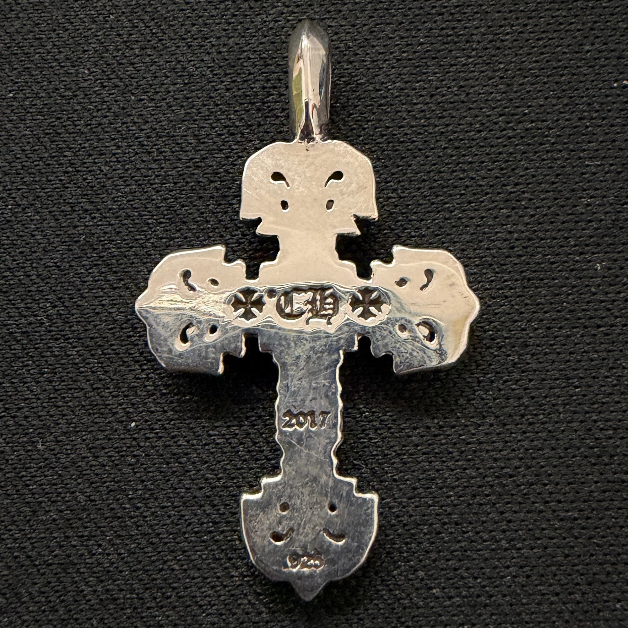 クロムハーツ　タイニーフィリグリー　チャーム CHROME HEARTS Tiny Filigree Cross Charm Pendent Top クロムハーツ