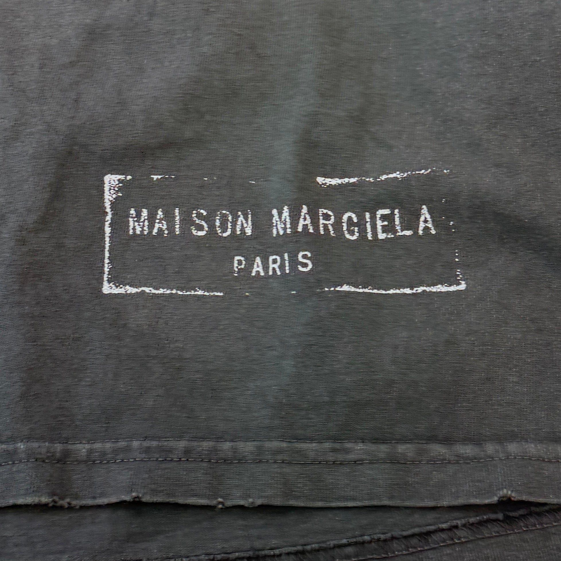 Maison Margiela 2025SS Stamp Logo Distressed Finish Long Sleeve Tee S51GC0535 S24567 Size L メゾンマルジェラ スタンプロゴ ダメージ加工 ロングスリーブTシャツ サイズL