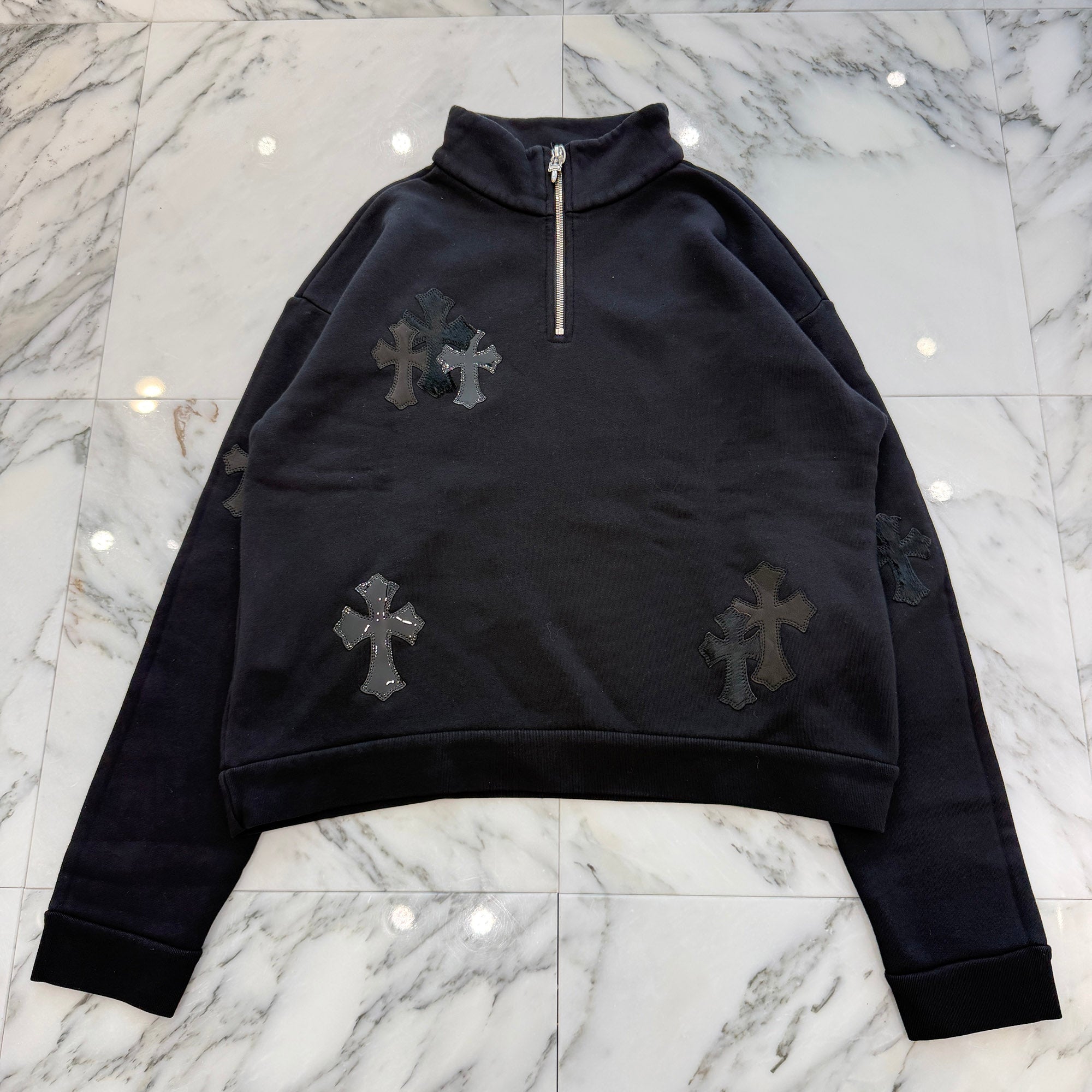 CHROME HEARTS Y NOT Multi Leather Cross Patch Half Zip Sweatshirt Size S クロムハーツ ワイノット マルチレザークロスパッチ ハーフジップ スウェットシャツ サイズS