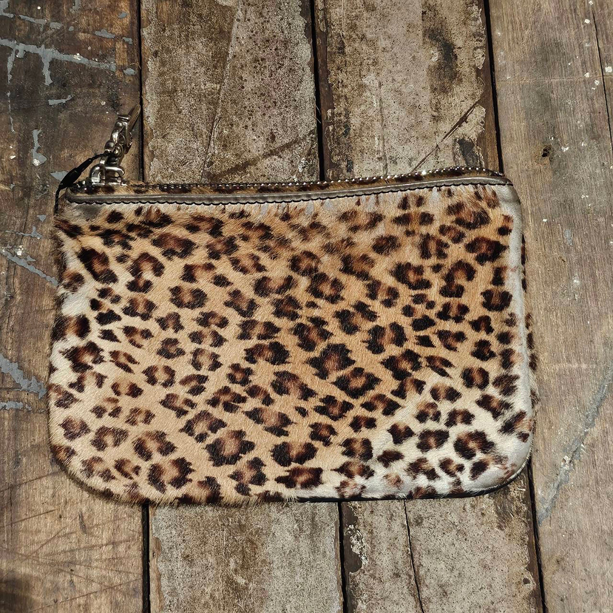 CHROME HEARTS Leopard Cross Leather Patch Fur Zipper Change Purse クロムハーツ レオパルド クロスレーザパッチ ファー ジッパー チェンジパース
