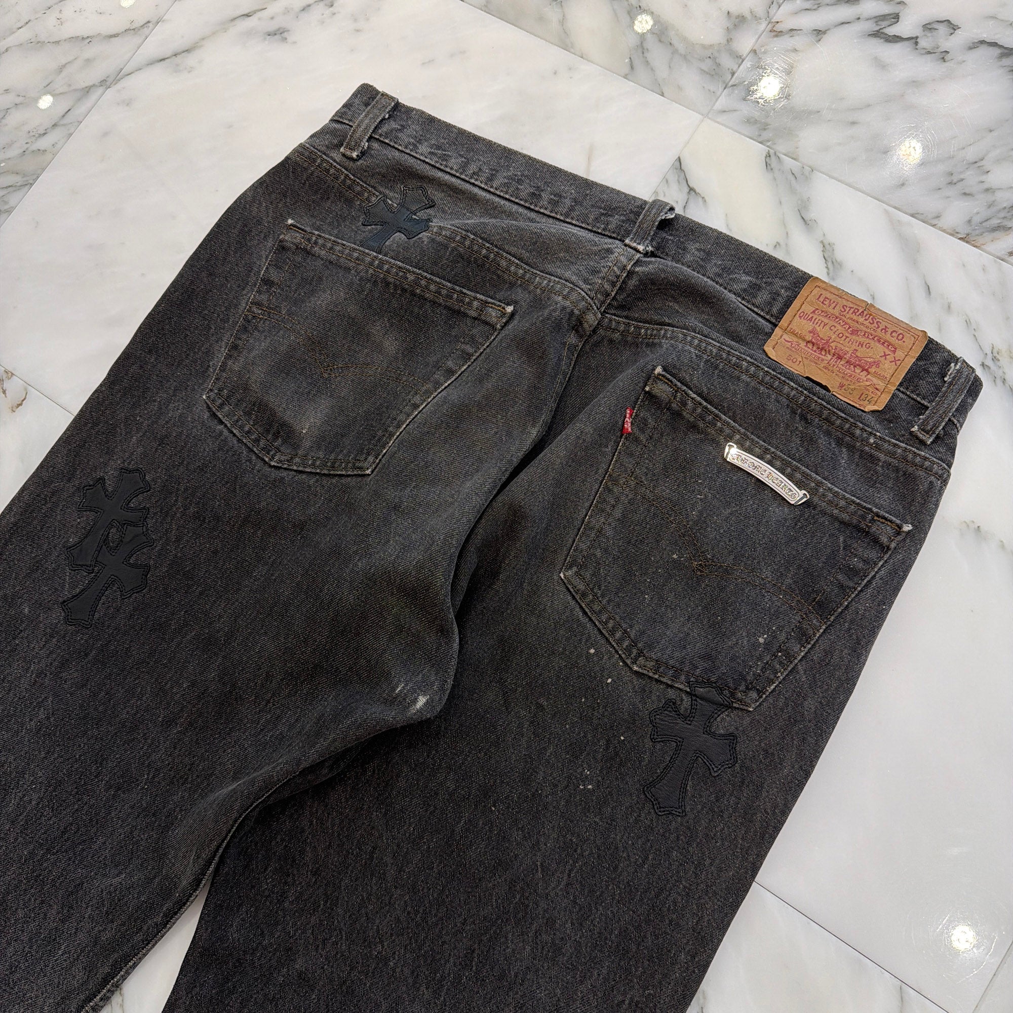 CHROME HEARTS × Levi's 501 VNTG Leather Cross Patch Denim Pants Size 34 クロムハーツ × リーバイス 501 ヴィンテージ レザークロスパッチ デニムパンツ サイズ34