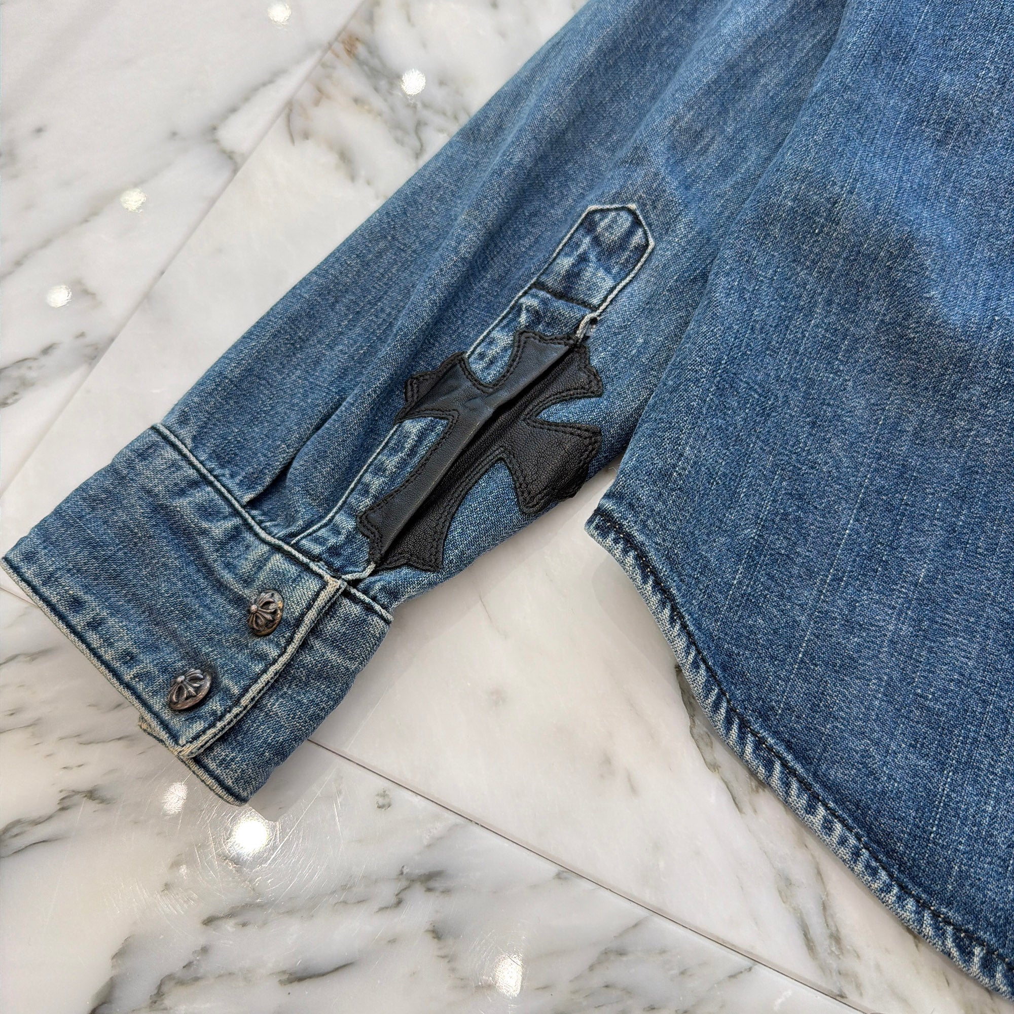 CHROME HEARTS Leather Cross Patch Western Denim Shirt Size SM クロムハーツ オールド レザー クロスパッチ ウェスタン デニムシャツ サイズSM
