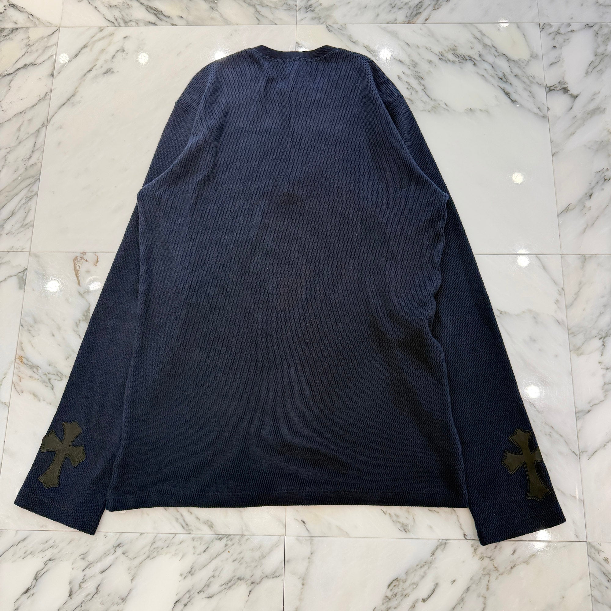 CHROME HEARTS BS Flare Button Cross Leather Patch Henry Neck Long Sleeve Tee Size M クロムハーツ BSフレア ボタン クロスレザーパッチ ヘンリーネック ロングスリーブTシャツ サイズM