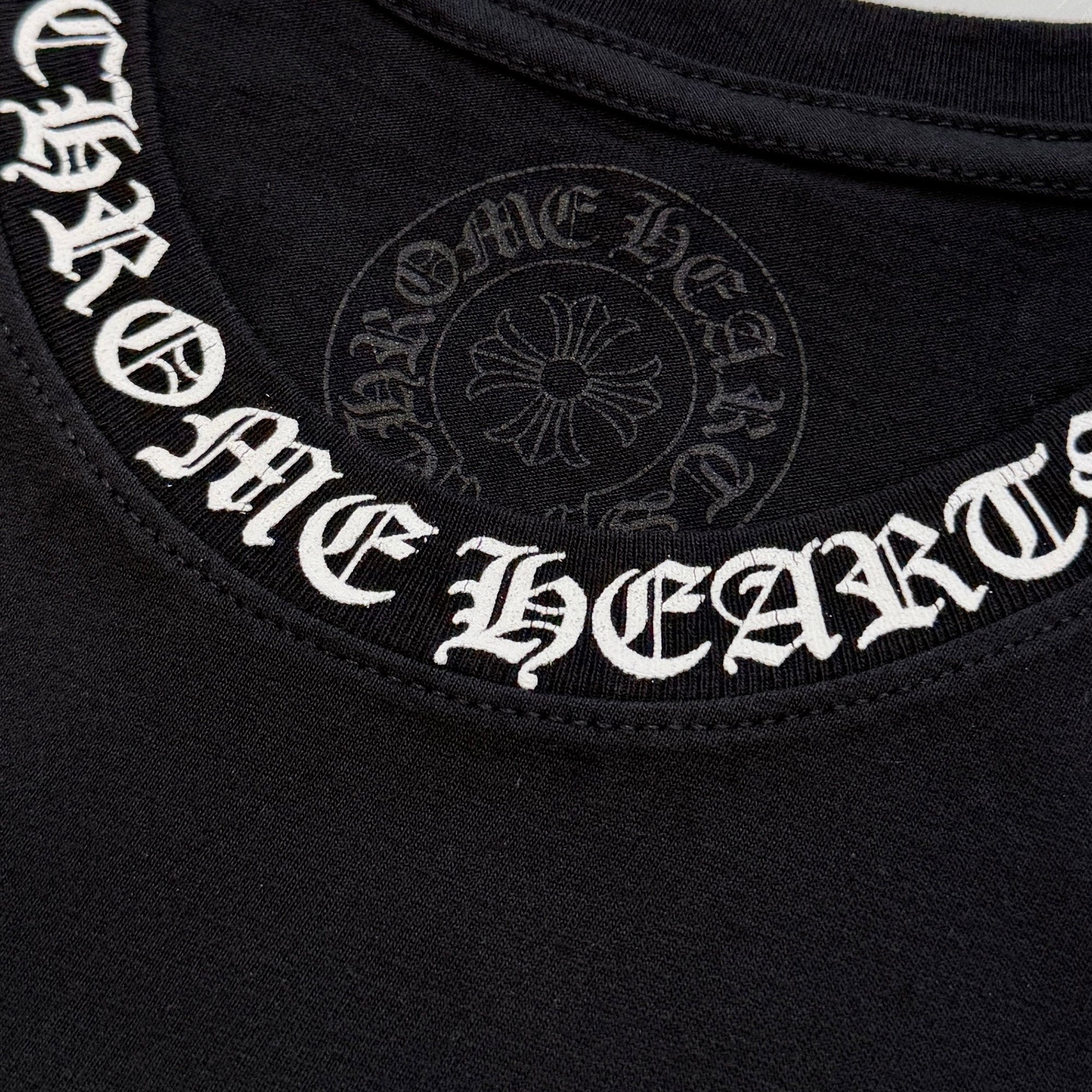 CHROME HEARTS Neck Logo Back Cross Tee Size M クロムハーツ ネックロゴ バッククロス Tシャツ サイズM
