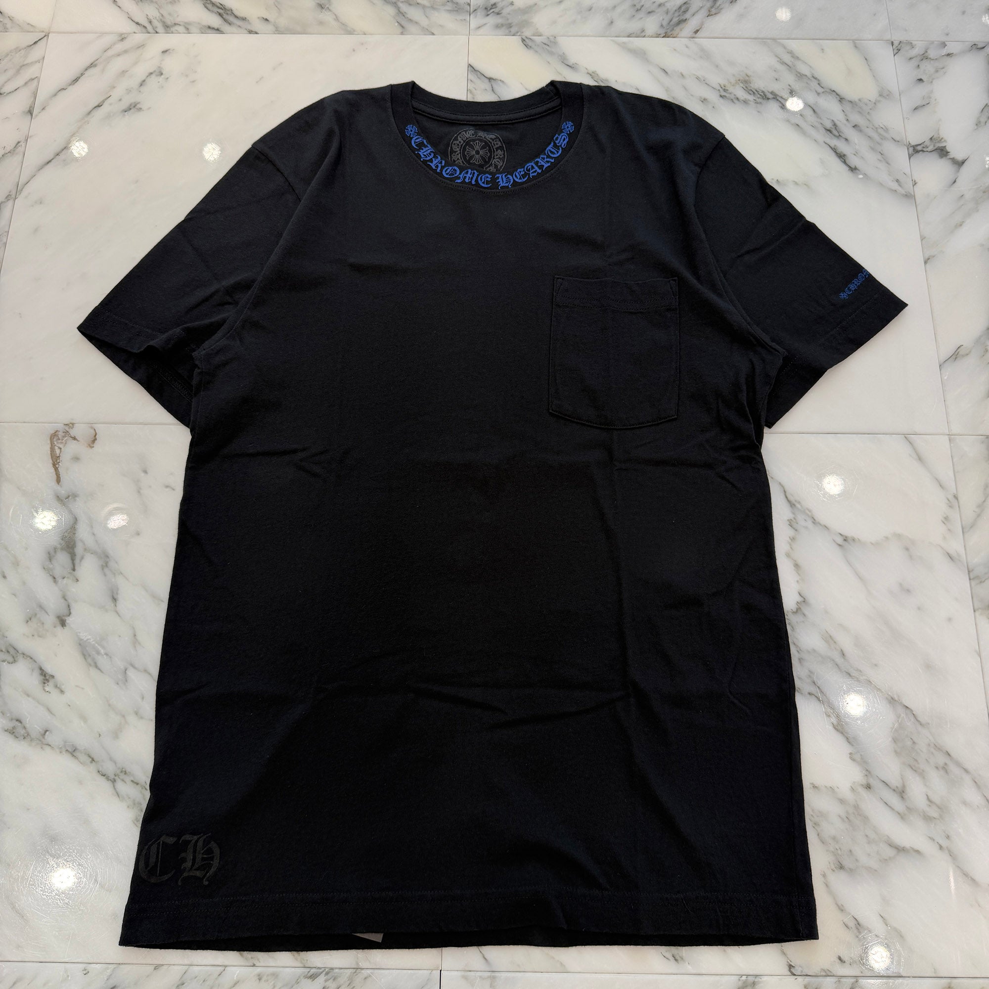 CHROME HEARTS 2025SS Old English Neck Logo Tee Size M クロムハーツ オールドイングリッシュ ネックロゴ Tシャツ サイズM