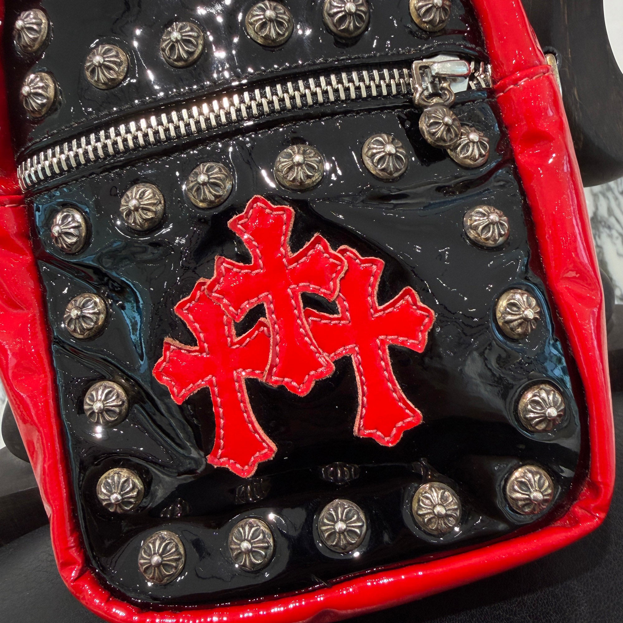 CHROME HEARTS TAKAMINI 3 Cemetery Cross Patch Patent Leather Shoulder Bag クロムハーツ タカミニ 3セメタリークロスパッチ パテントレザー ショルダーバッグ