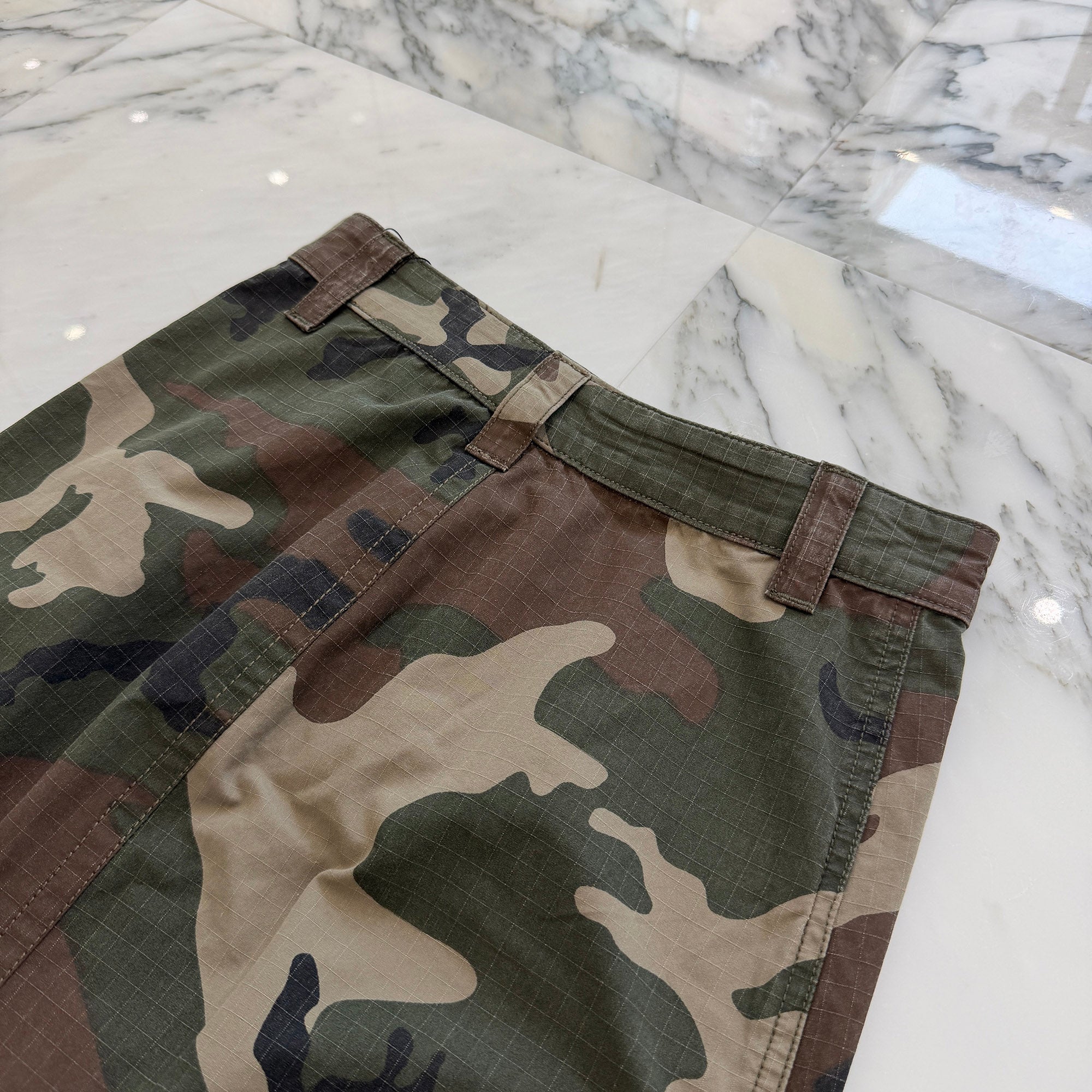 CHROME HEARTS Y NOT Cross Ball Button Camo Back Slit Skirt Size 26