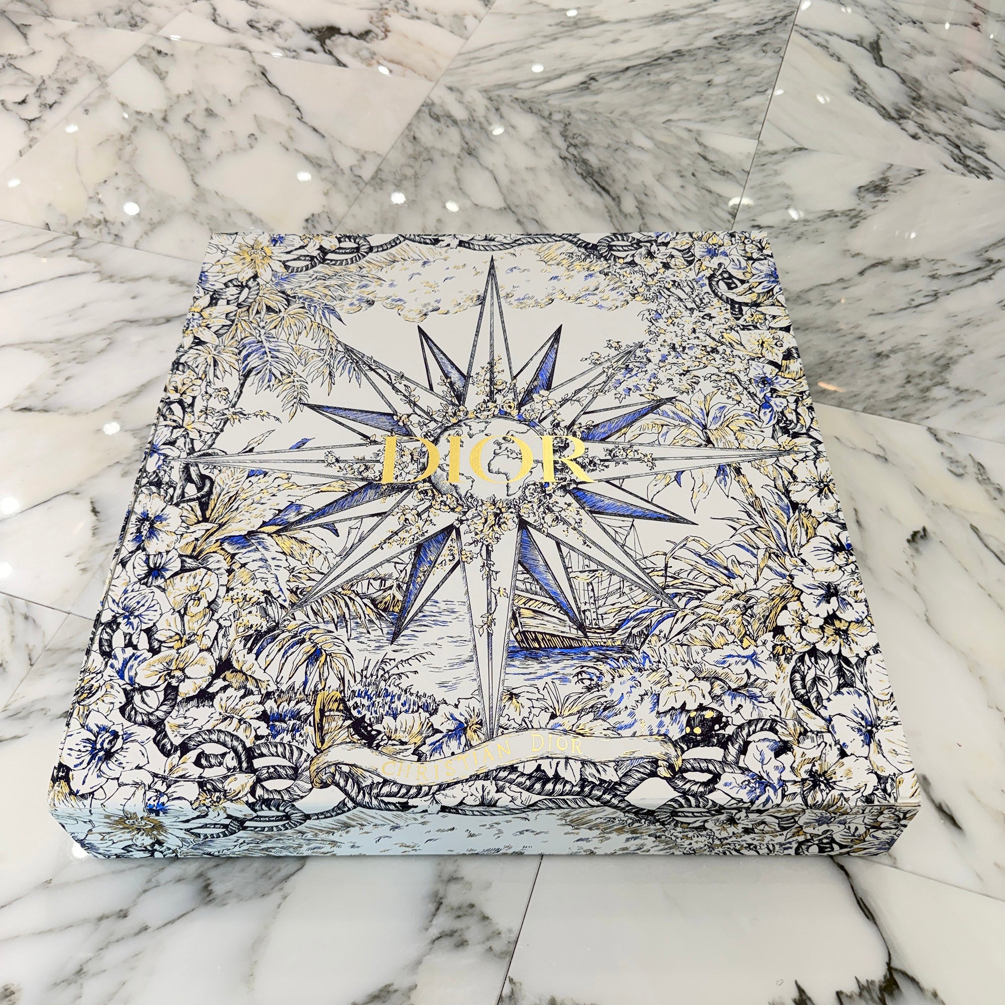 DIOR Toile de Jouy Embroidered Book Tote Bag Large M1286ZRGO_M35I ディオール トワル ドゥ ジュイ エンブロイダリー ブックトート ラージ