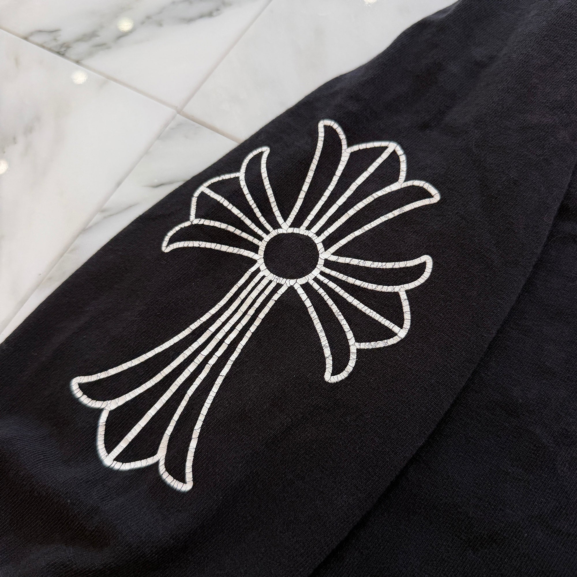 CHROME HEARTS Back Scroll Sleeve CH Cross Print Long Sleeve Tee Size L クロムハーツ バックスクロール 袖CHクロス ロングスリーブ Tシャツ サイズL