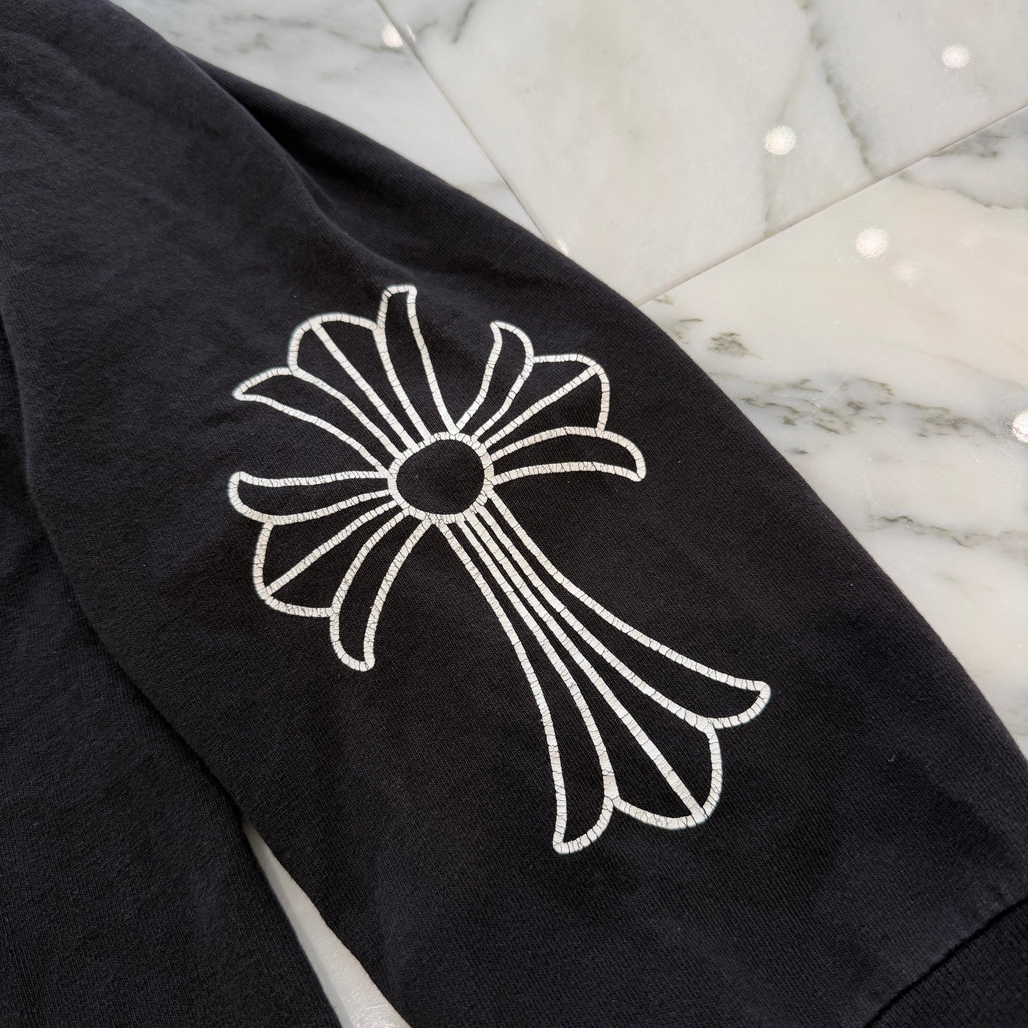 CHROME HEARTS Back Scroll Sleeve CH Cross Print Long Sleeve Tee Size L クロムハーツ バックスクロール 袖CHクロス ロングスリーブ Tシャツ サイズL