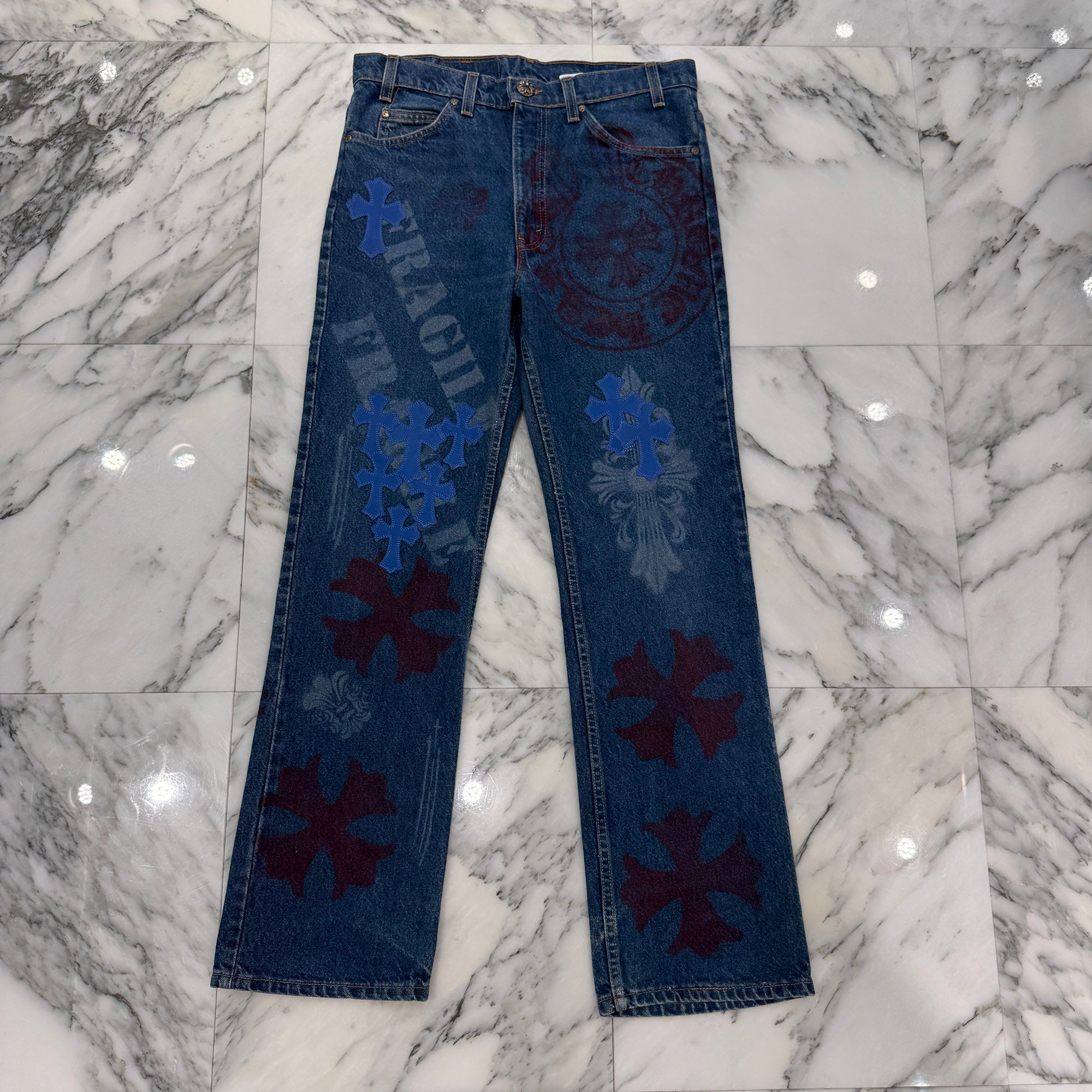 CHROME HEARTS × Levi's 517 VNTG Stencil Cemetery Cross Leather Patch Denim Pants Size 32 クロムハーツ × リーバイス 517 ヴィンテージ ステンシル柄 セメタリークロス レザーパッチ デニムパンツ サイズ32