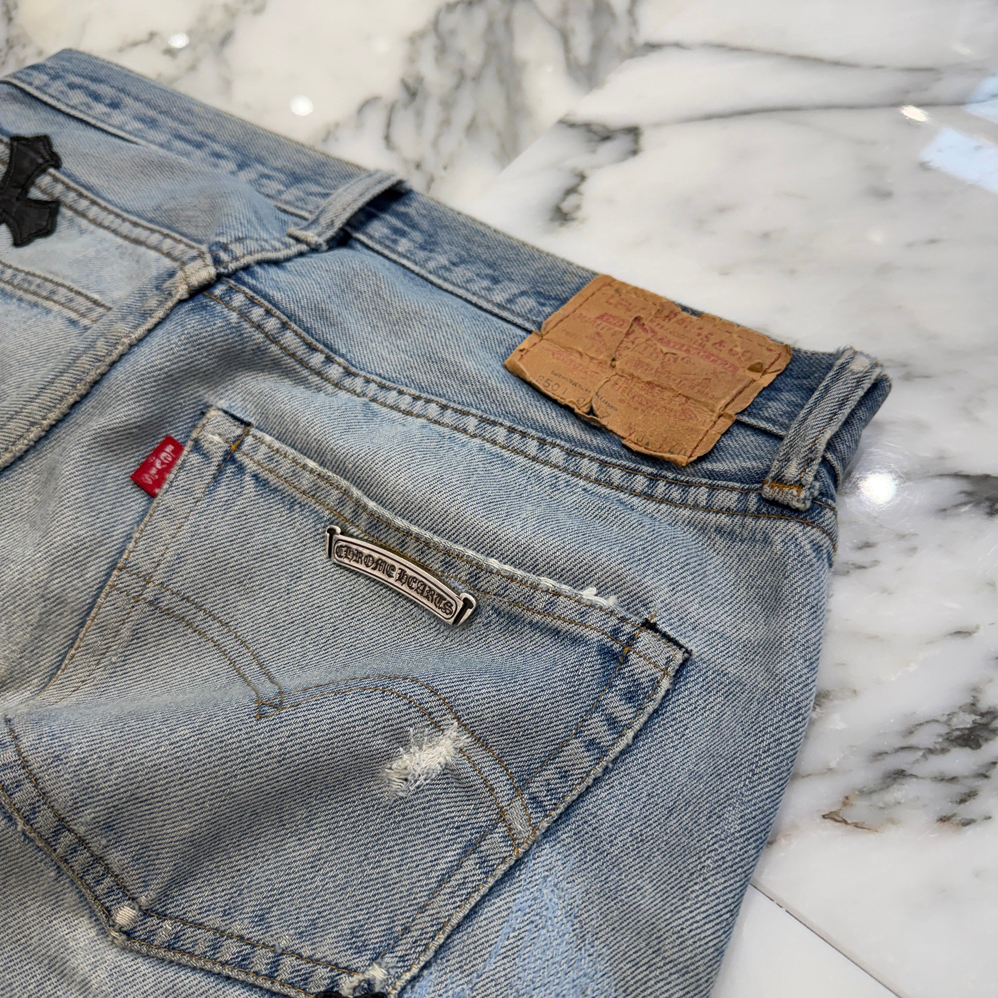 CHROME HEARTS × Levi's 501 VNTG Leather Cross Patch Jeans Size 29 クロムハーツ × リーバイス 501 ヴィンテージ レザークロスパッチ ジーンズ デニムパンツ サイズ29