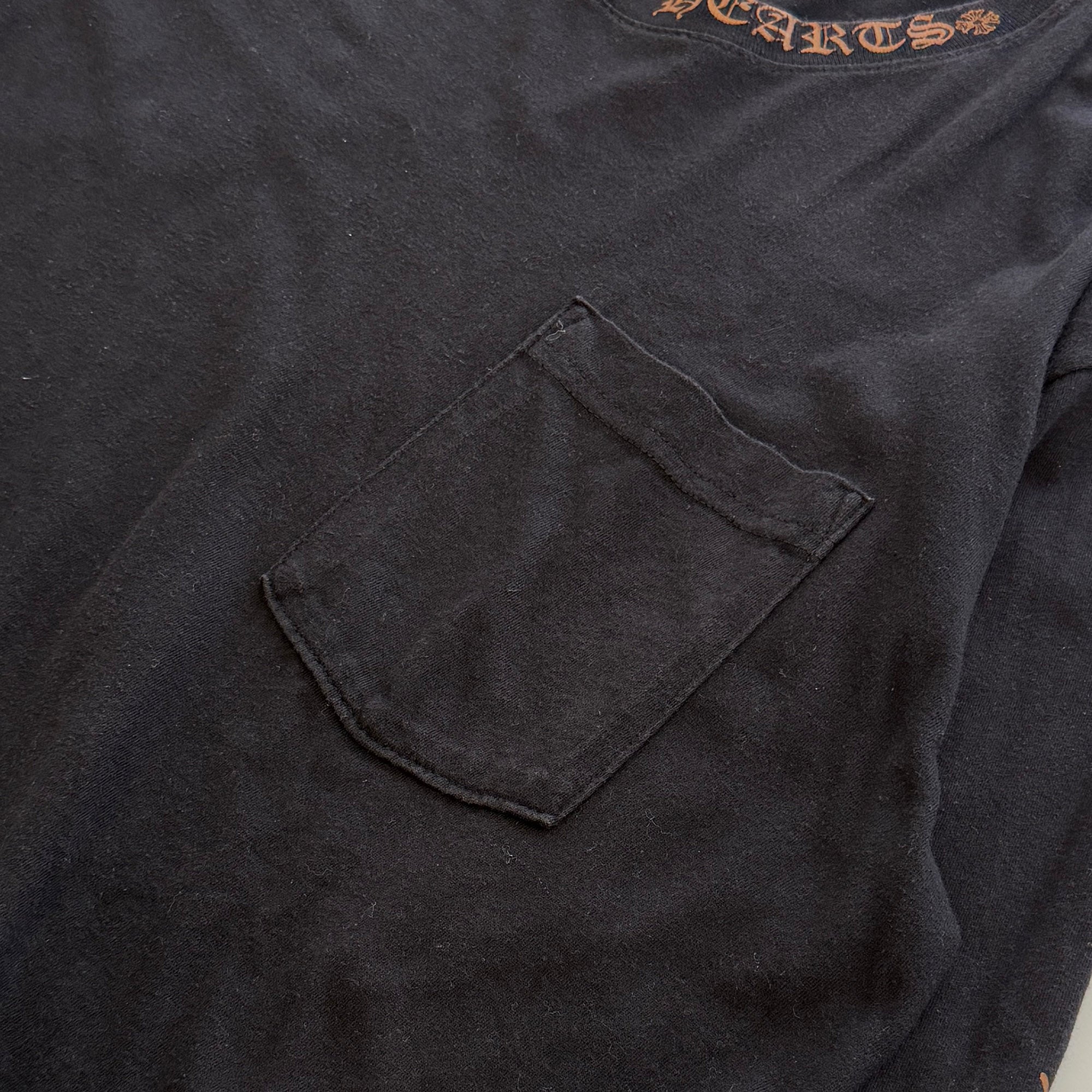 CHROME HEARTS Old English Brown Neck Logo Long Sleeve Tee Size L クロムハーツ オールドイングリッシュ ブラウン ネックロゴ ロングスリーブTシャツ サイズL