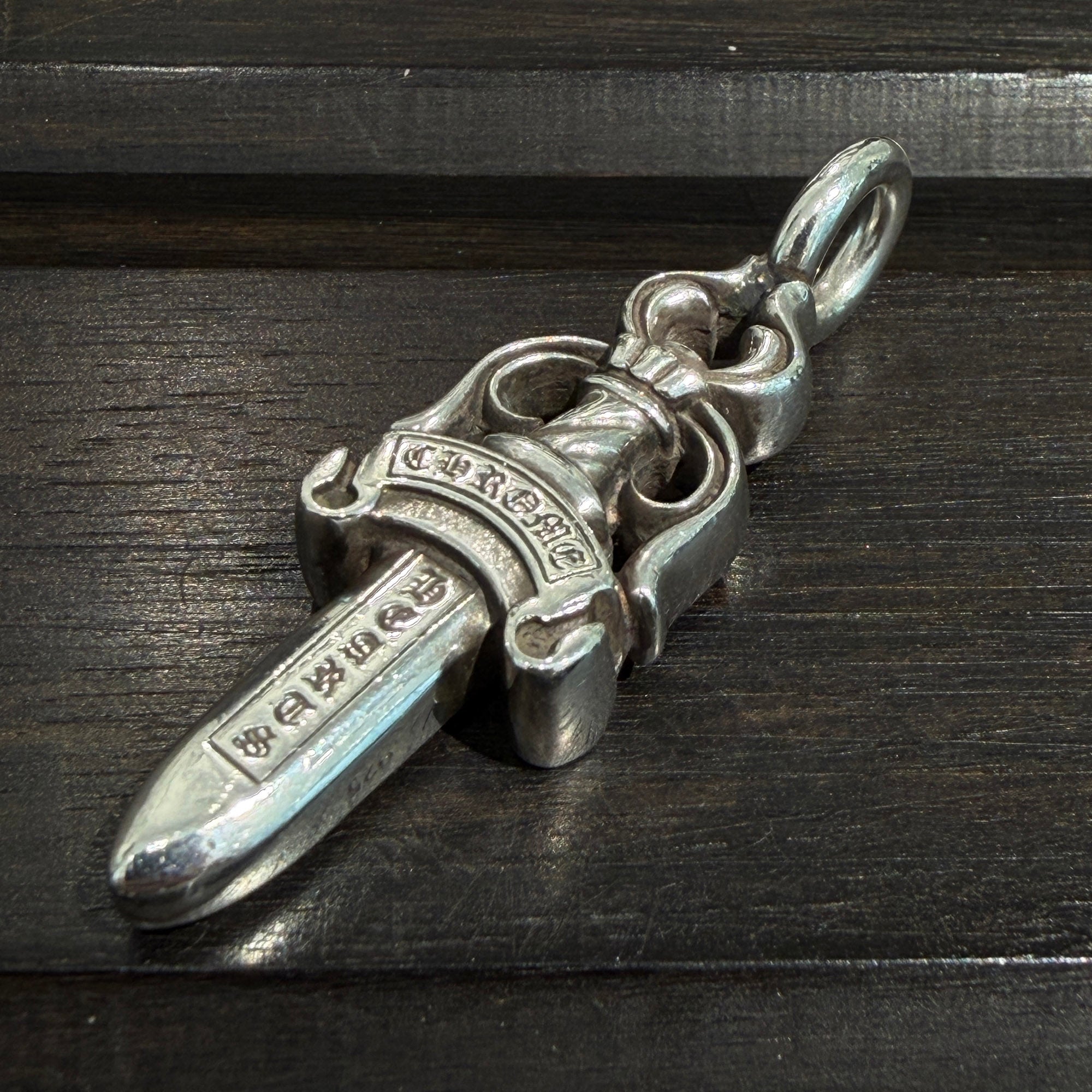 Chrome Hearts クロムハーツ DAGGER ダガーペンダントトップ CHROME HEARTS Double Dagger Pendant Top クロムハーツ ダブルダガー