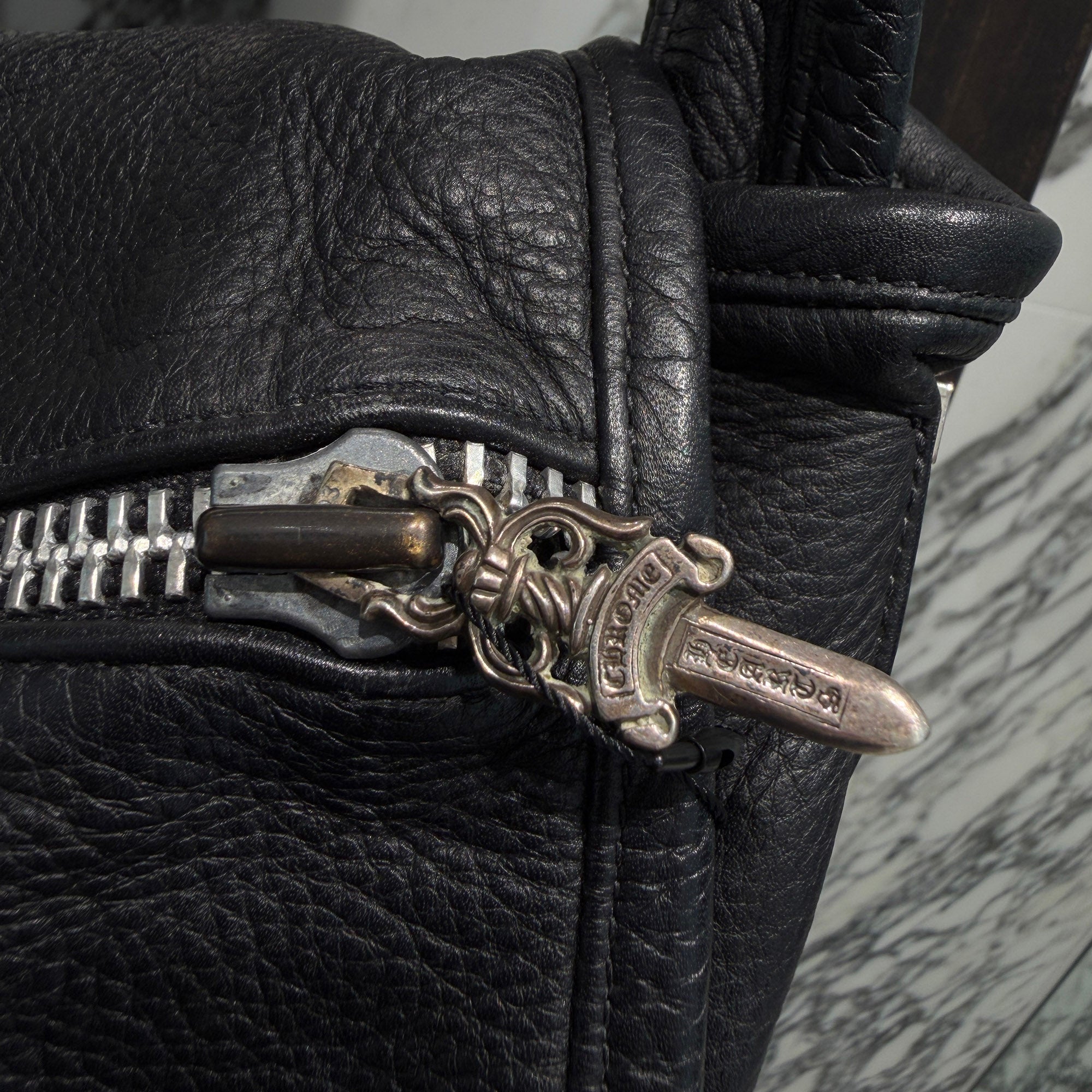 CHROME HEARTS Gunslinger Messenger Leather Shoulder Bag クロムハーツ ガンスリンガー メッセンジャー レザー ショルダーバッグ