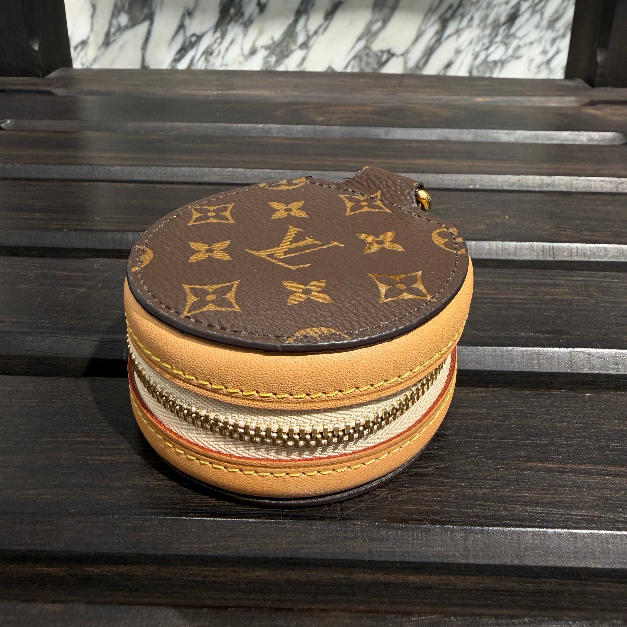 LOUIS VUITTON Monogram Etui Earphone Case GI0495 ルイヴィトン モノグラム エテュイ イヤホン ケース