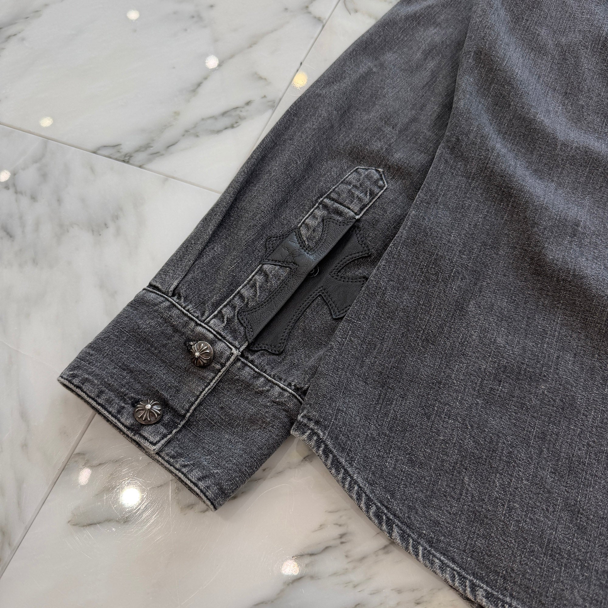 CHROME HEARTS Y NOT Leather Cross Patch Denim Shirts Size L クロムハーツ ワイノット レザークロスパッチ デニムシャツ サイズL