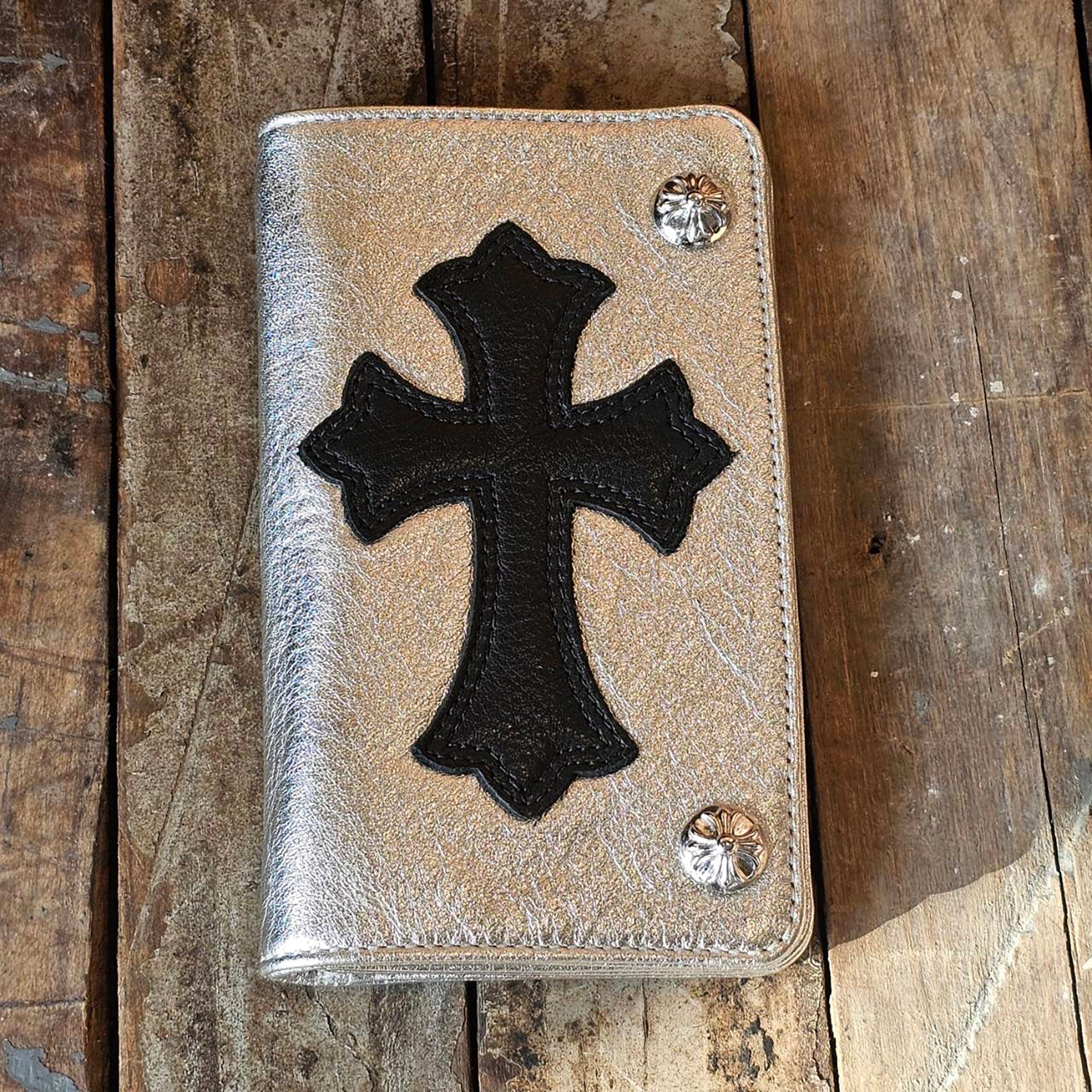 CHROME HEARTS 1 Zip Cross Patch Heavy Leather Wallet クロムハーツ