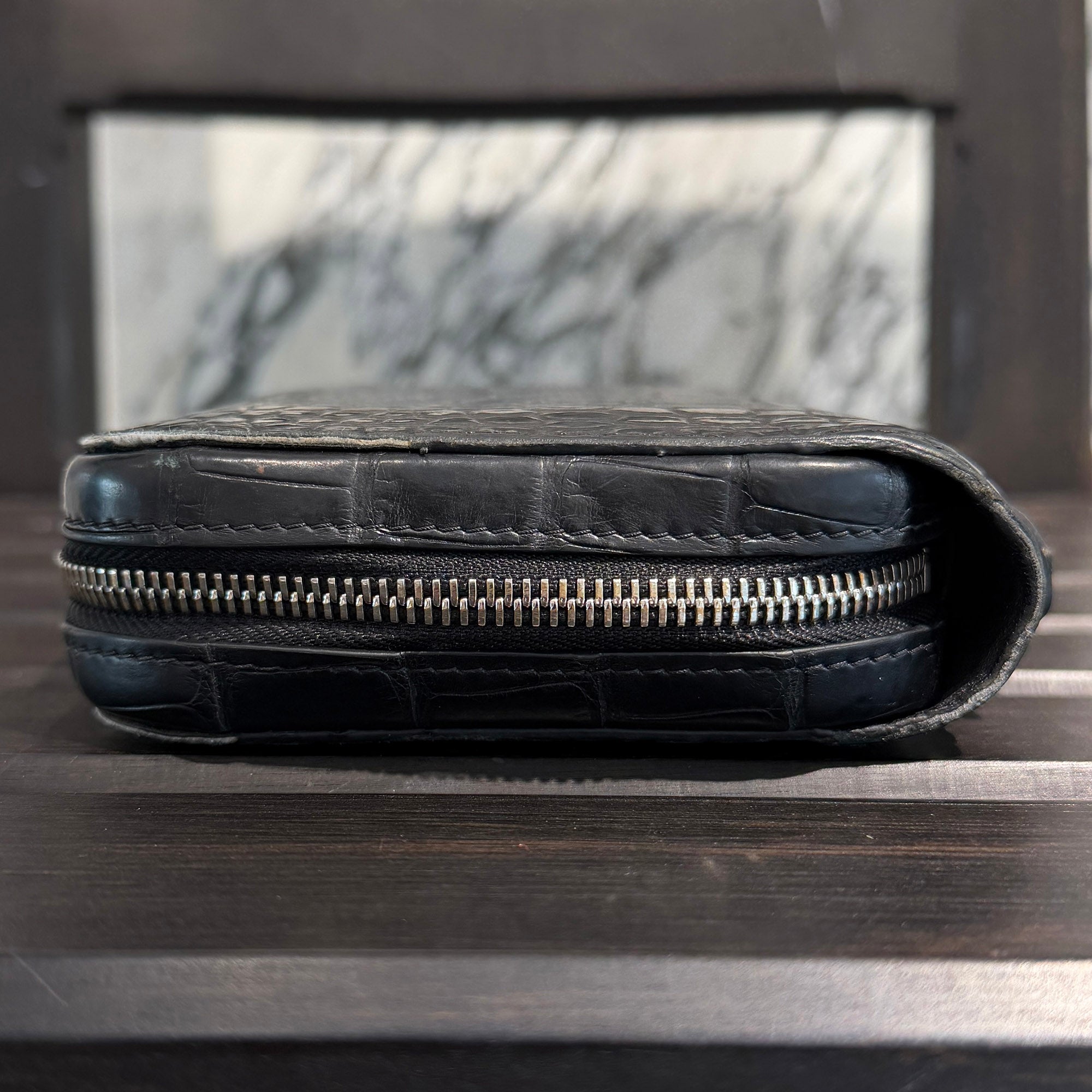 LOUIS VUITTON Zippy XL Crocodile Matte 