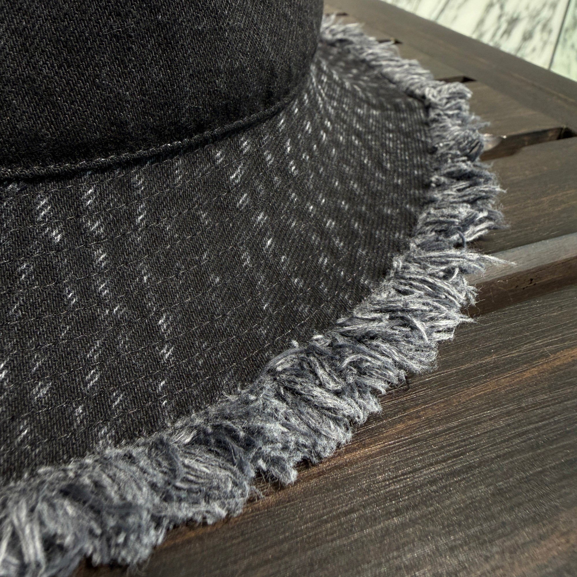 CELINE 2026AW Triomphe Embroidered Denim Bucket Hat AA0JG3193.GDN6 Size L セリーヌ トリオンフ刺繡 デニム バケットハット サイズL