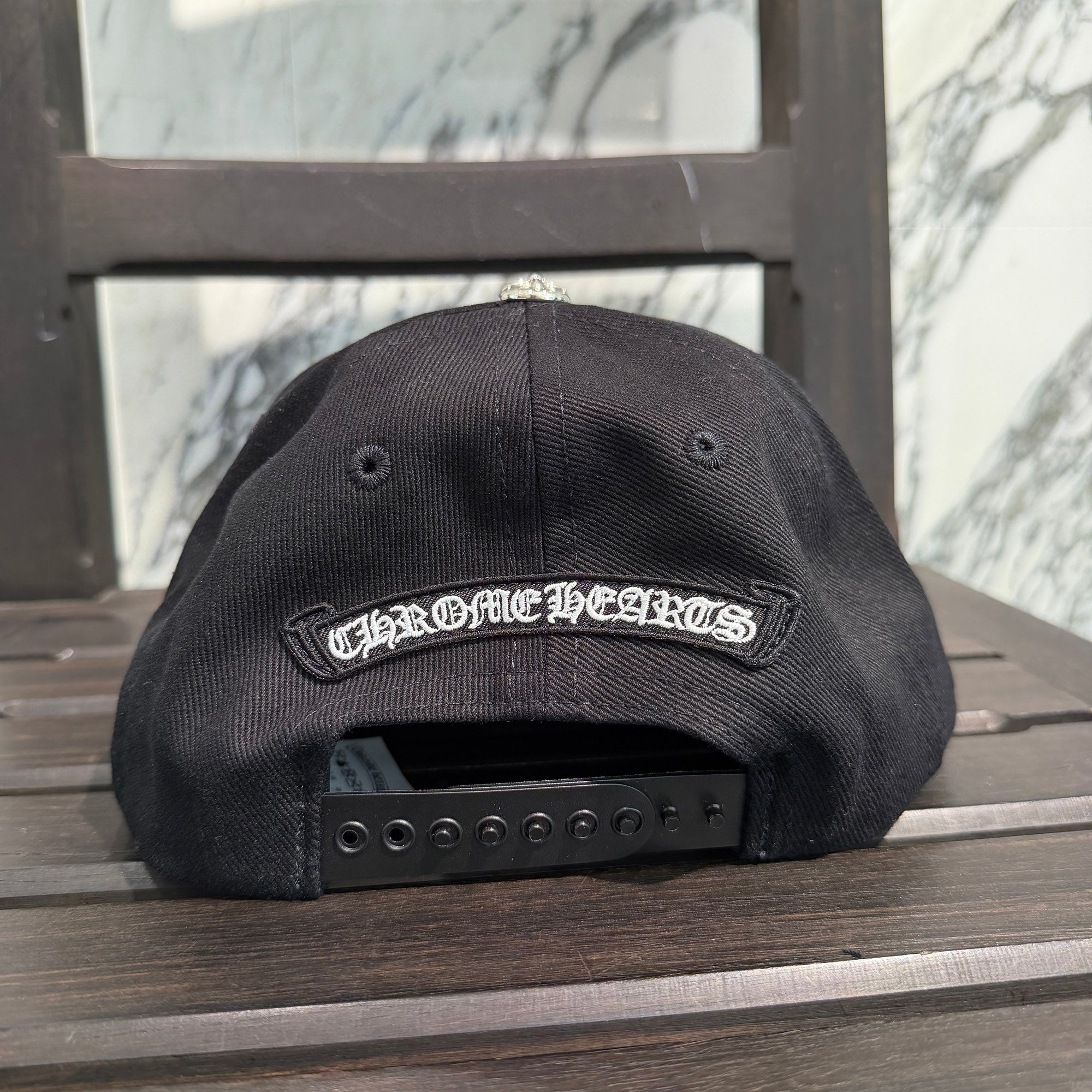 CHROME HEARTS CH Plus Horseshoe Embroidery Baseball Cap Size ONE SIZE (51-61) クロムハーツ CHプラス ホースシュー 刺繍 ベースボールキャップ サイズONE SIZE (51-61)