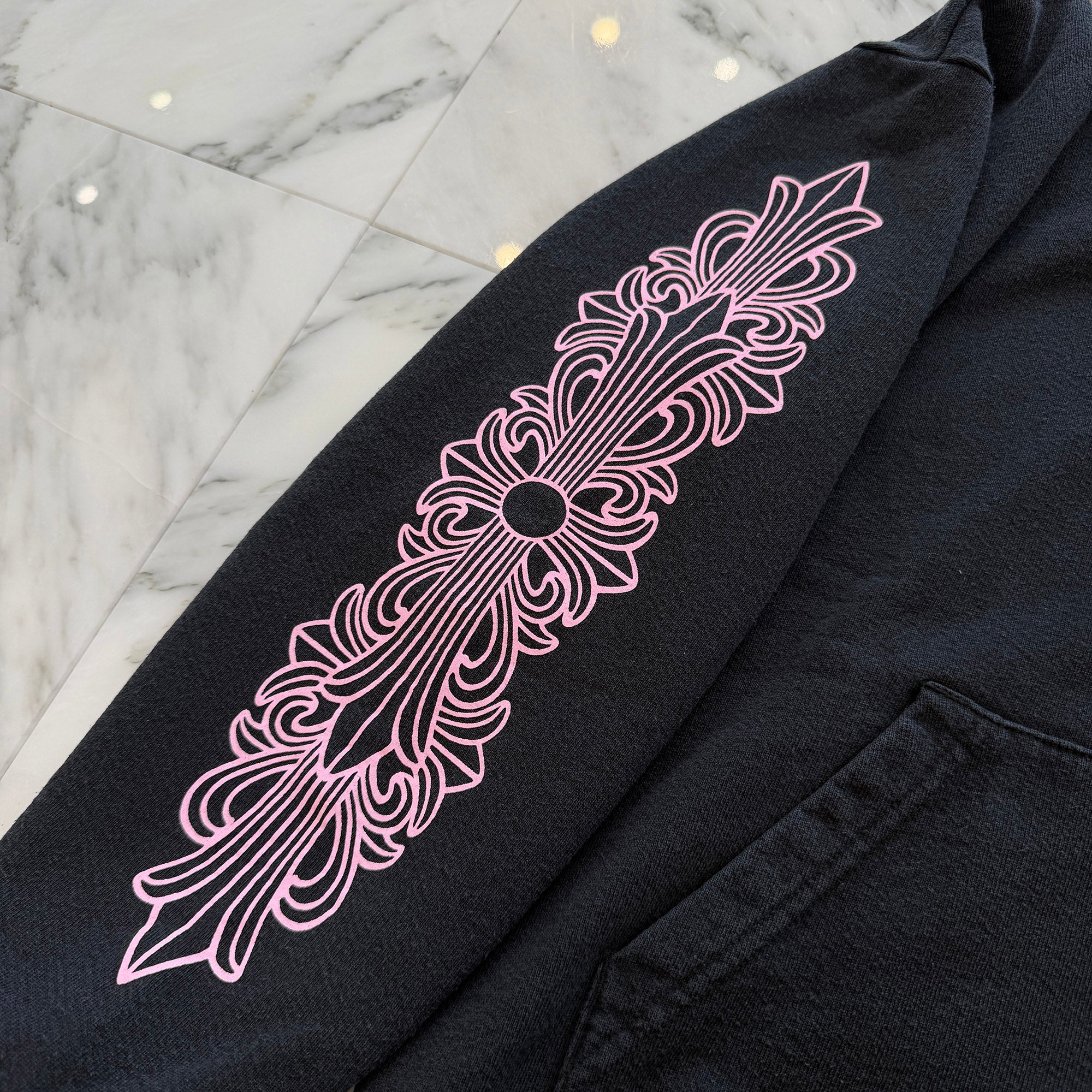 CHROME HEARTS × MATTY BOY Floral Cross USA Arch Logo Pullover Hoodie Size M クロムハーツ × マッティボーイ フローラルクロス USA アーチロゴ プルオーバーフーディー サイズM