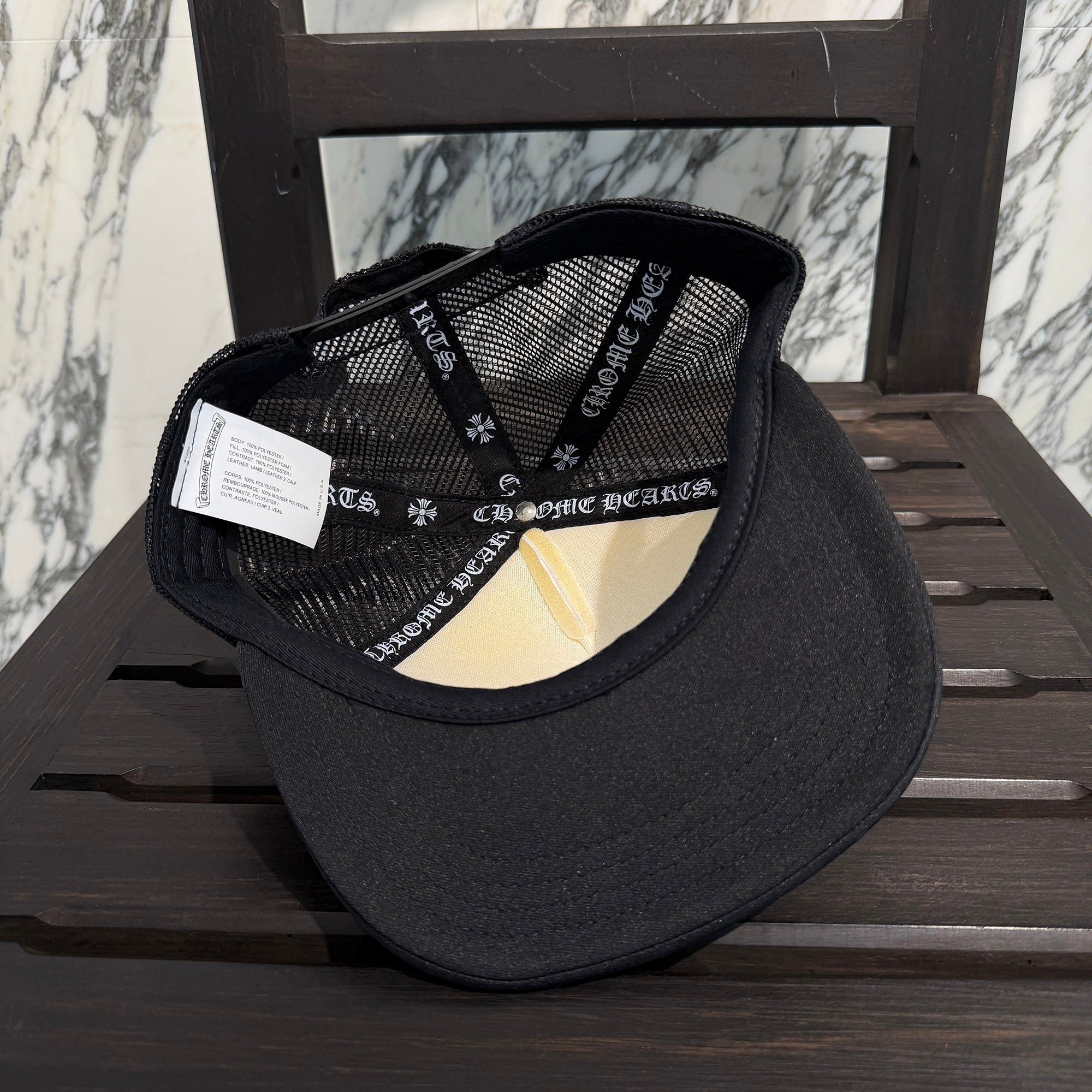 CHROME HEARTS Tricolor Triple Cross Patch Trucker Cap ONE SIZE (51-61) クロムハーツ トリコロール トリプルクロスパッチ トラッカーキャップ ONE SIZE (51-61)
