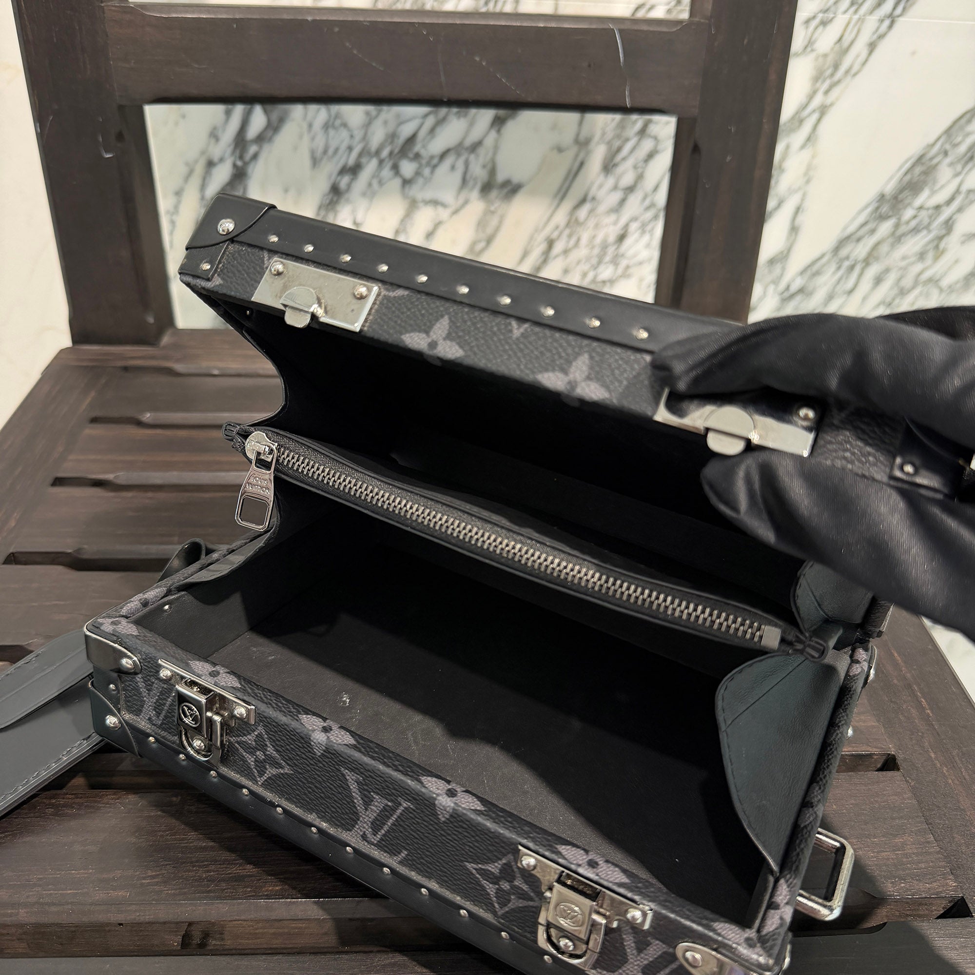LOUIS VUITTON 2020SS Clutch Box "Monogram Eclipse" M20251 ルイヴィトン クラッチ・ボックス "モノグラム･エクリプス"