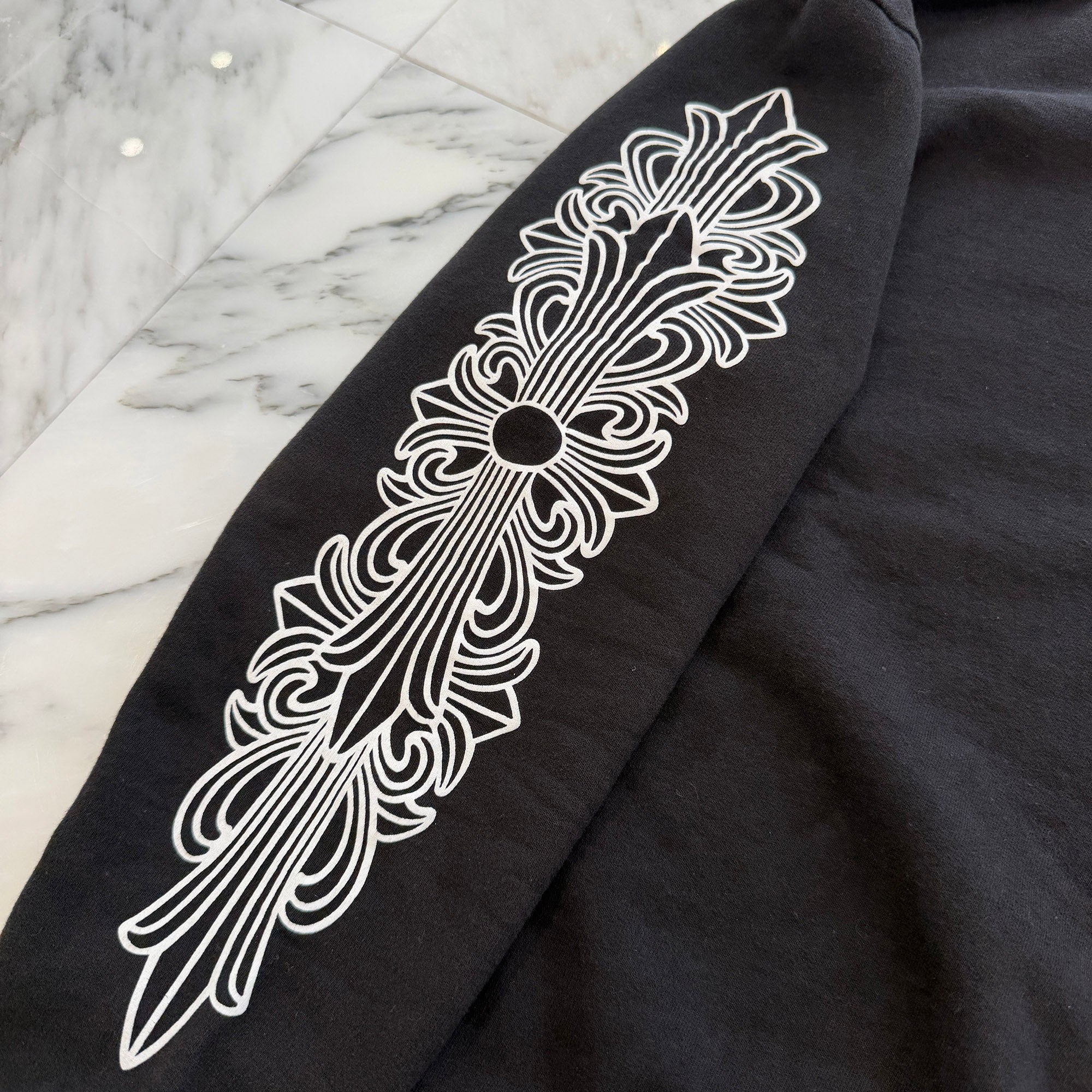 CHROME HEARTS Floral Cross Horseshoe Crewneck Sweat Shirts Size S クロムハーツ フローラルクロス ホースシュー クルーネック スウェットシャツ サイズS